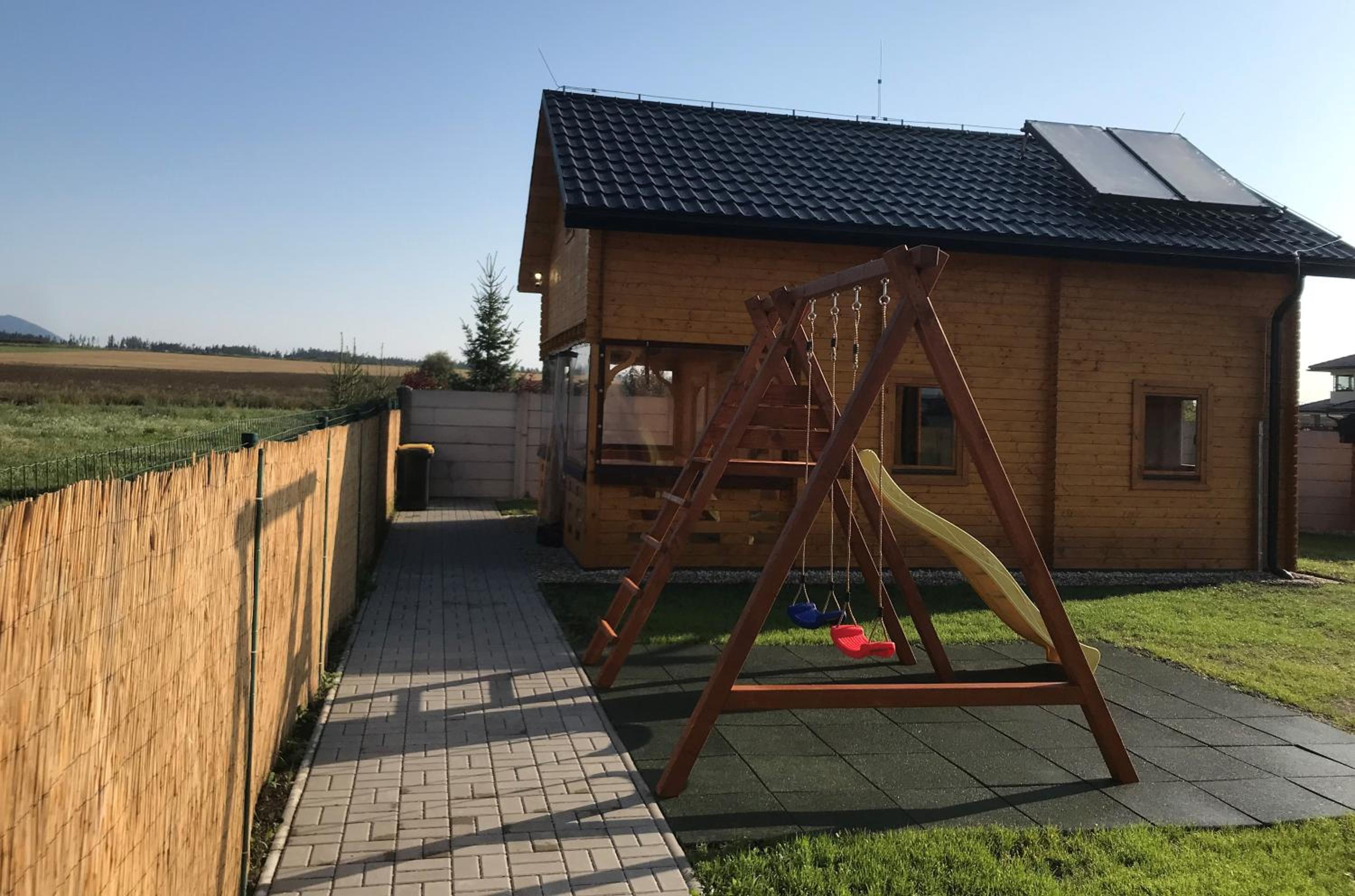 Photo 9
