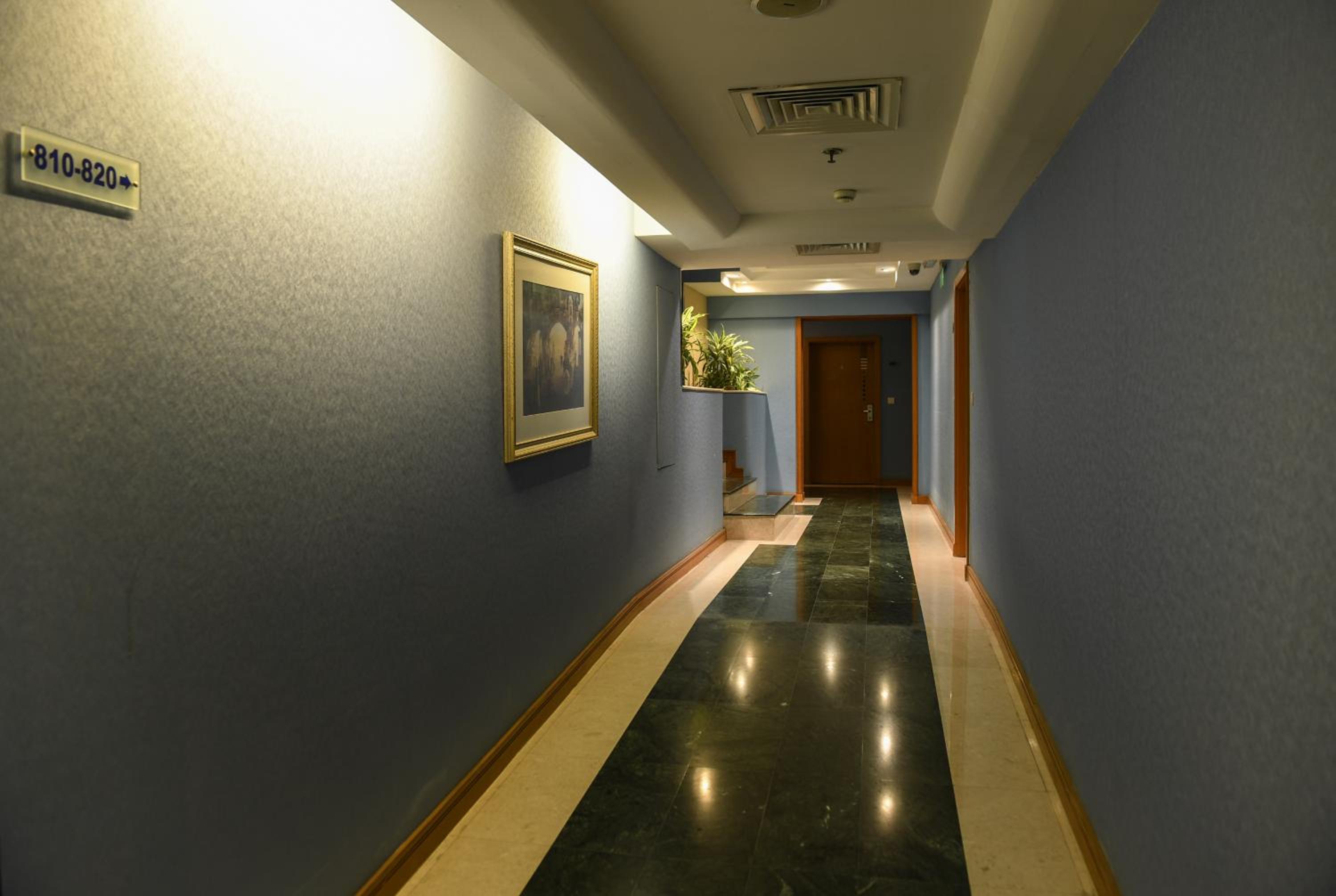 Photo 57 sur 62 de Juffair Grand Hotel