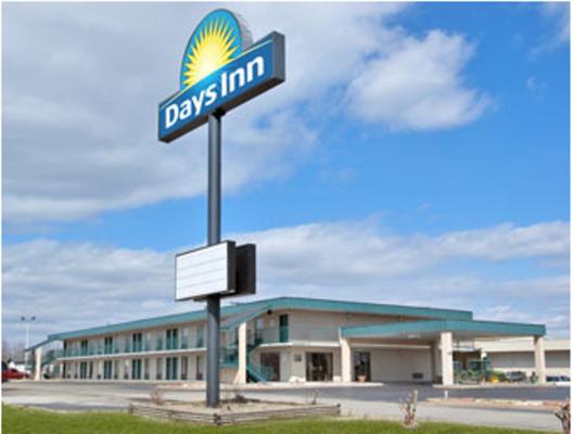 Days Inn by Wyndham Ripley - Property Image 3