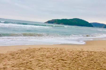 Guarujá/Acapulco Cond alto padrão