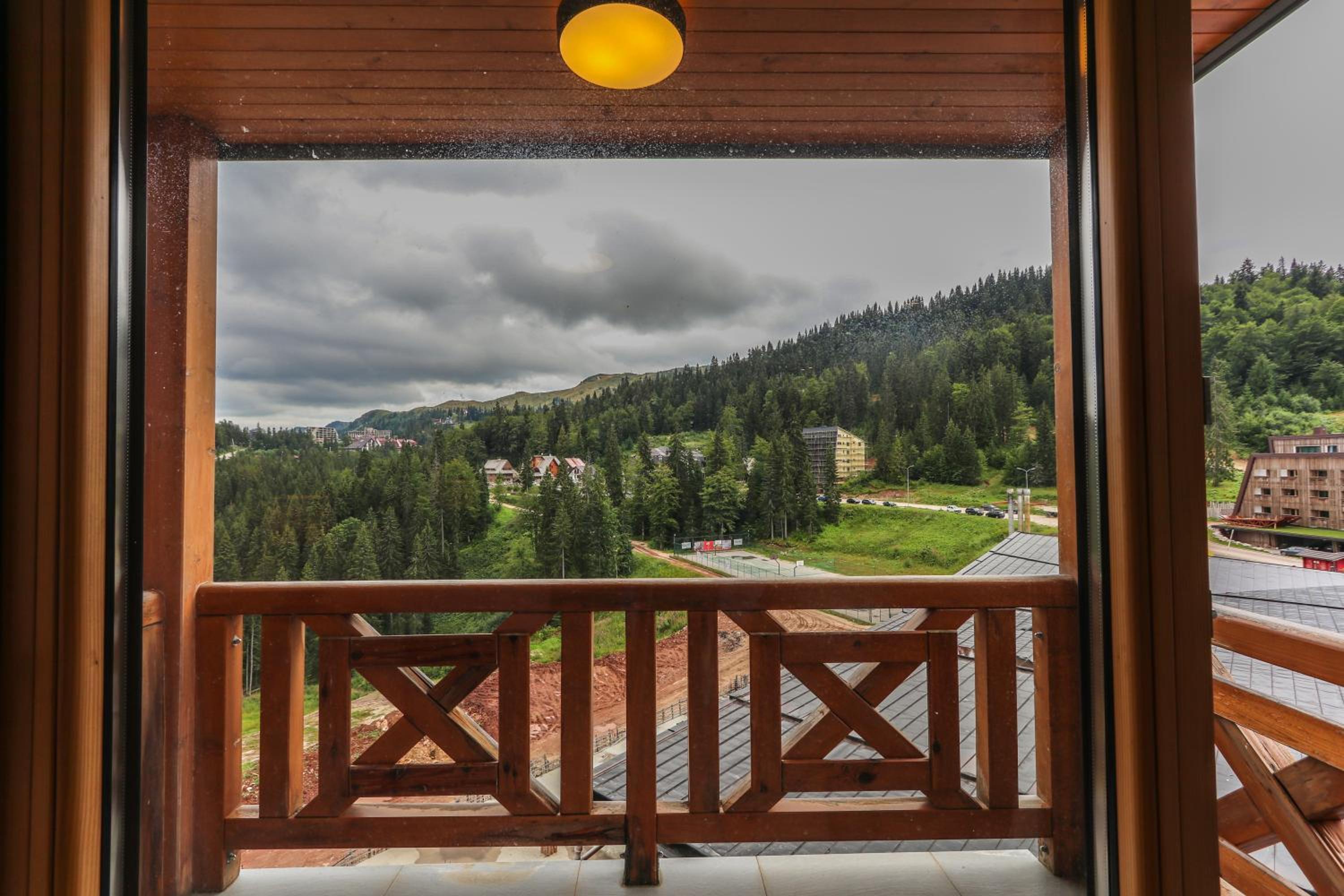 Vučko Private Apartment with balcony