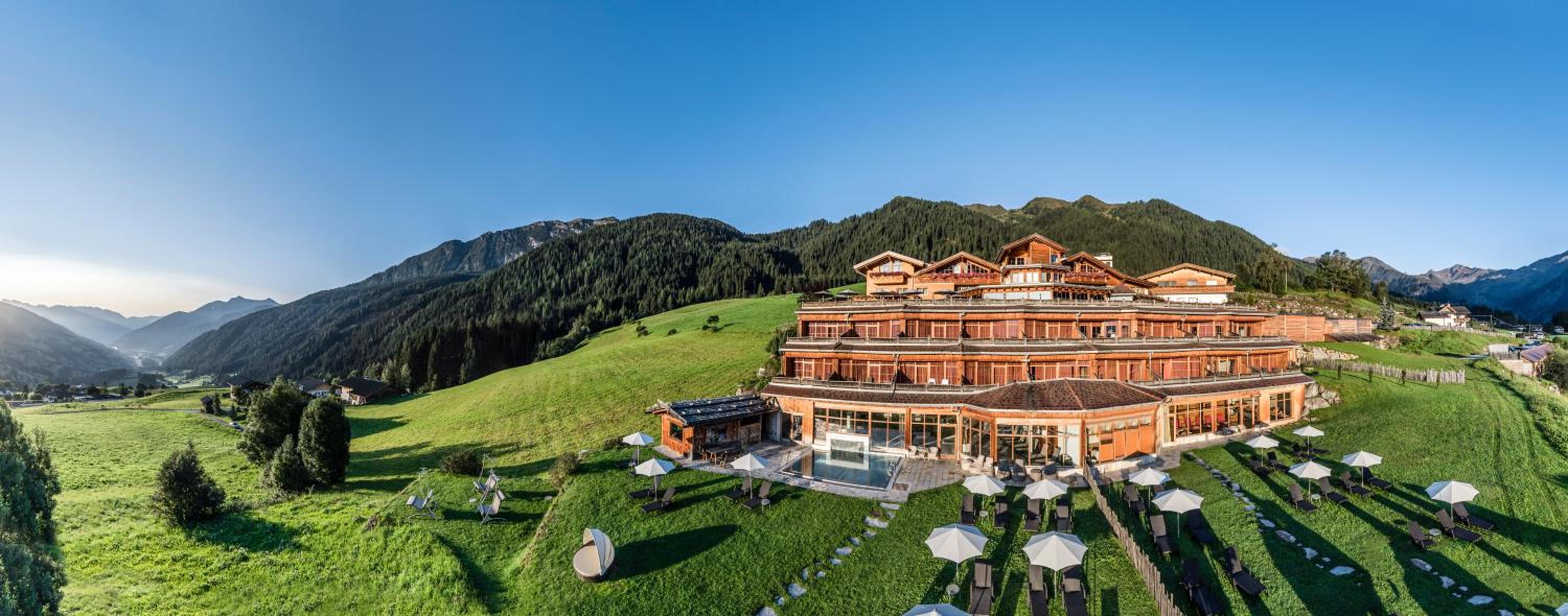 Hotel Panorama Resort Taljörgele - Image 1