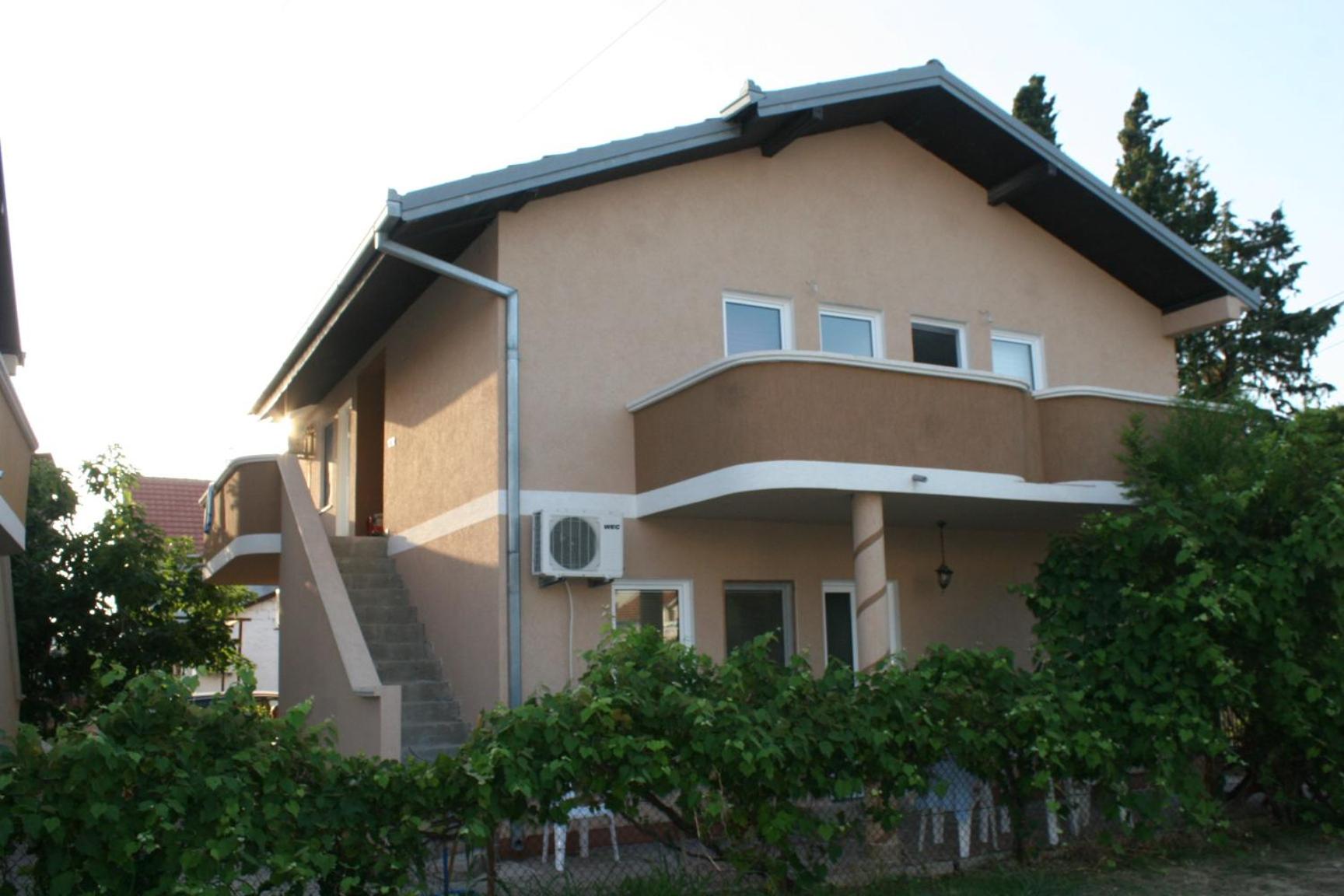Apartments EMERALD view 3
