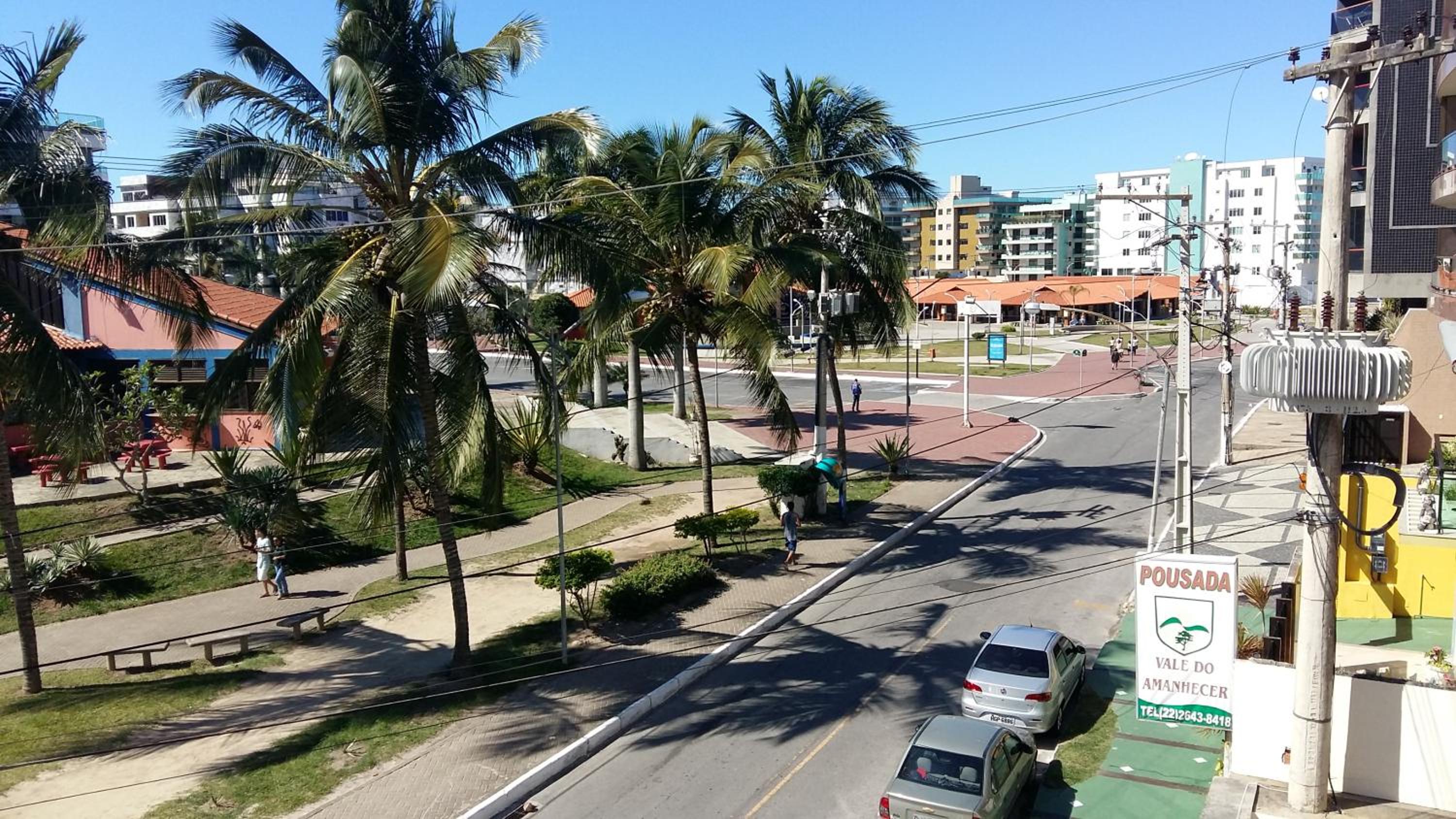 4 quartos na quadra da praia do forte