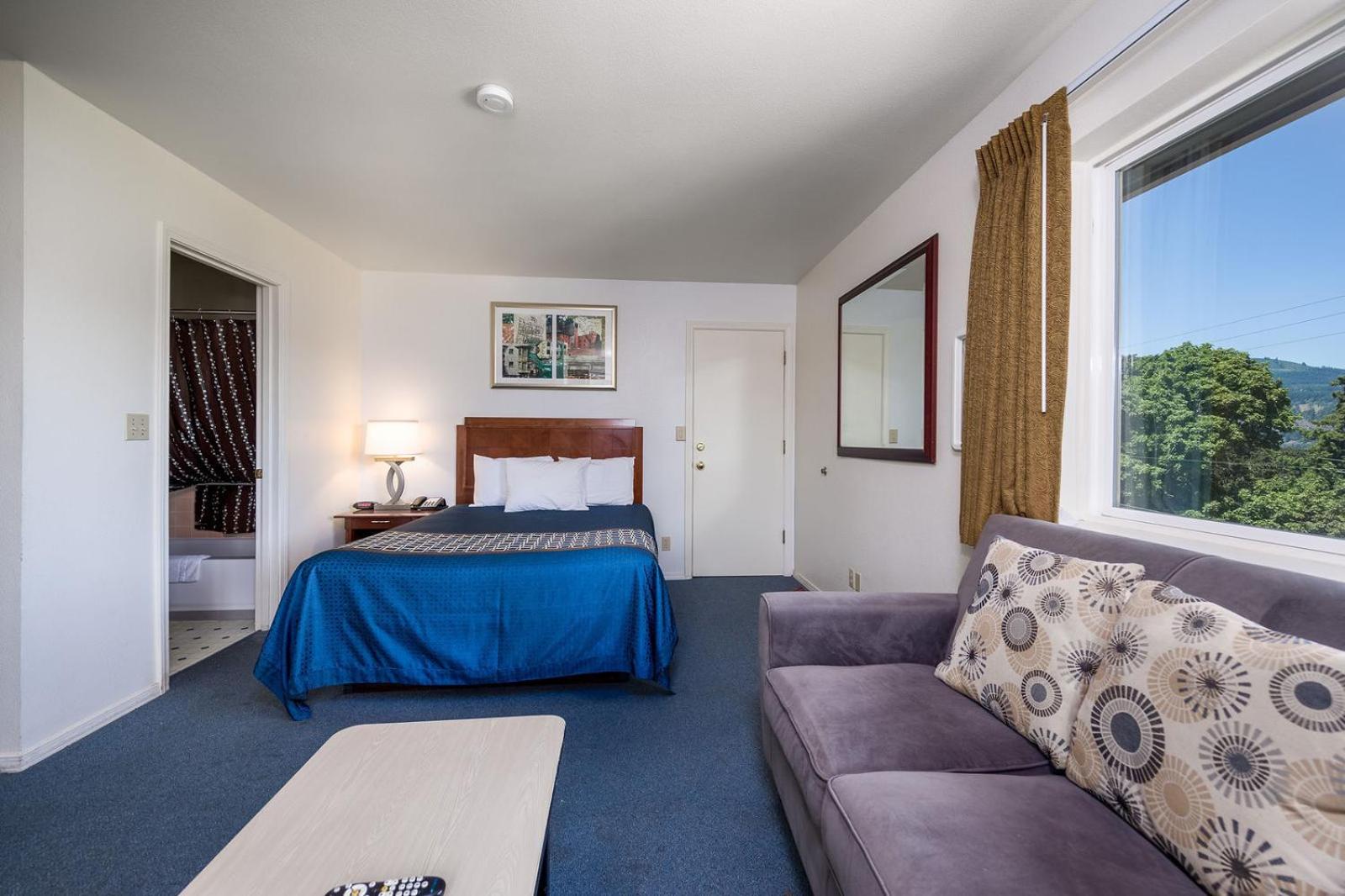 Riverview Lodge