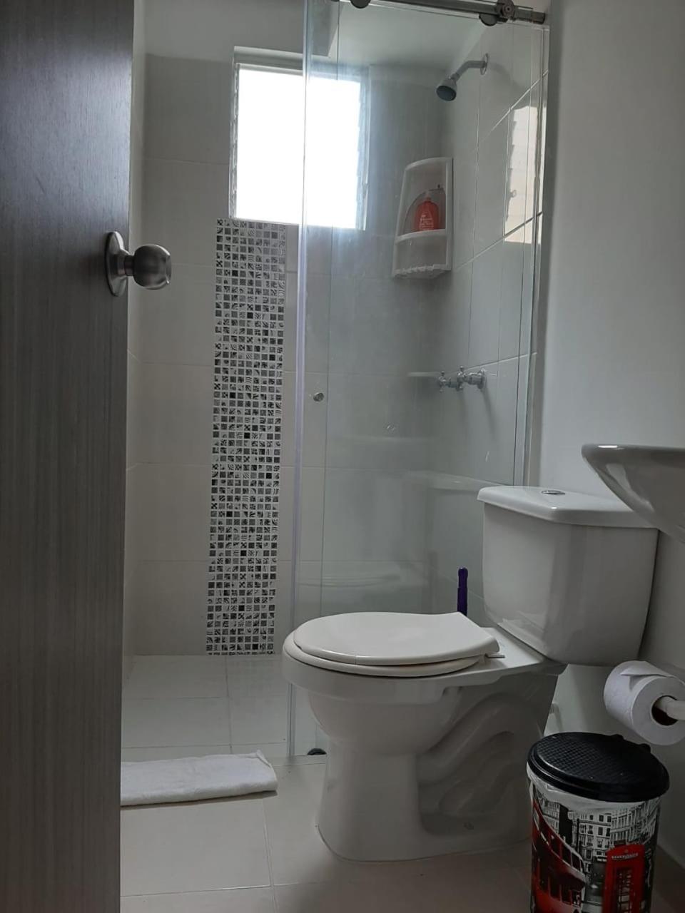 APARTAMENTO AVENIDA CONDINA Primer Piso view 5