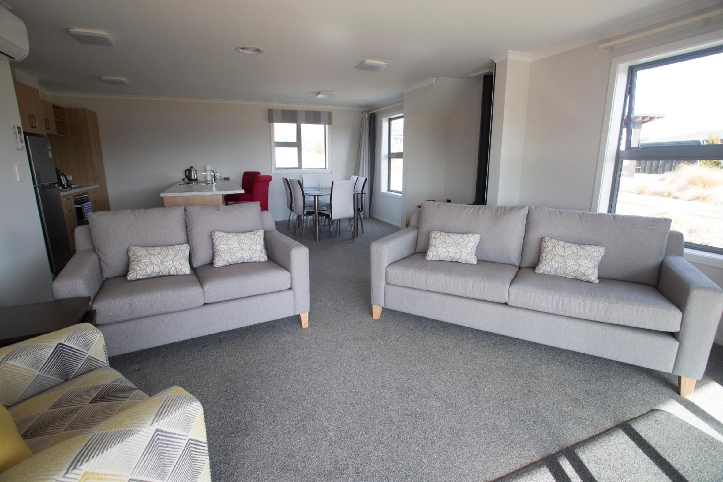 Amuri Cottage - Lake Tekapo view 3