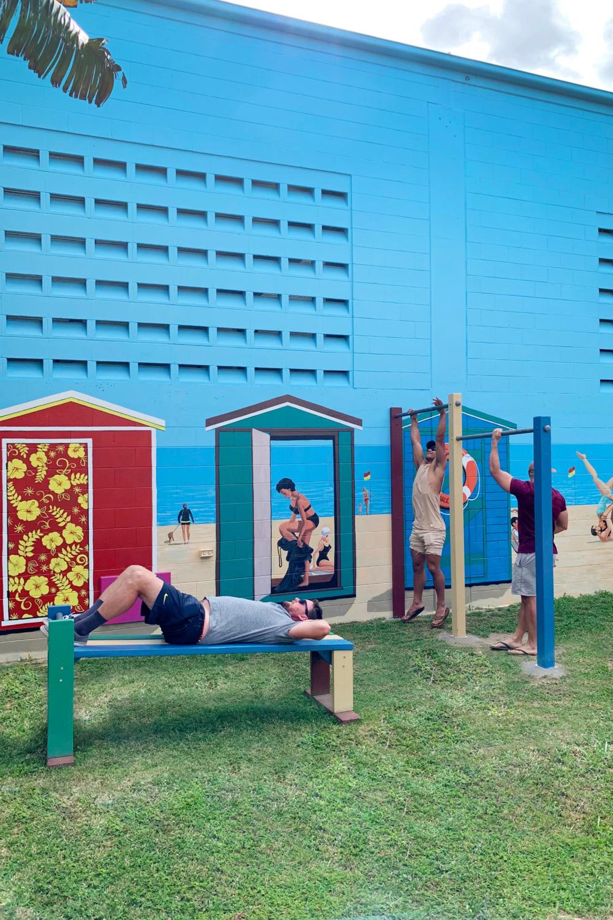 Airlie Beach Magnums - Adults Only