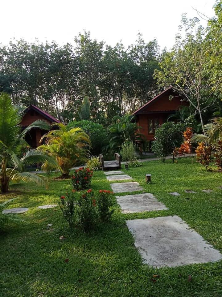 Najjamee Bungalows