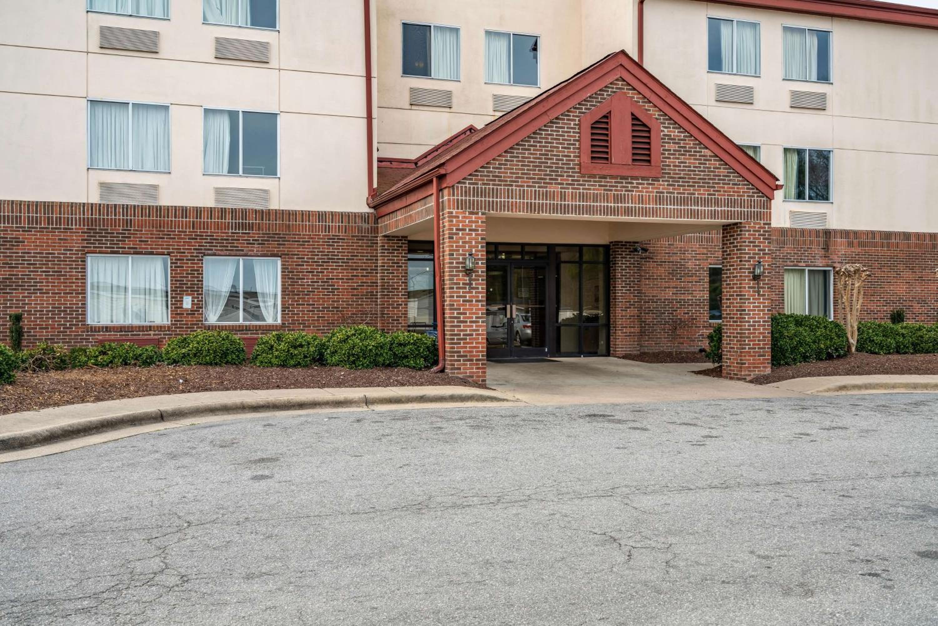 Motel 6-Rocky Mount, NC view 3