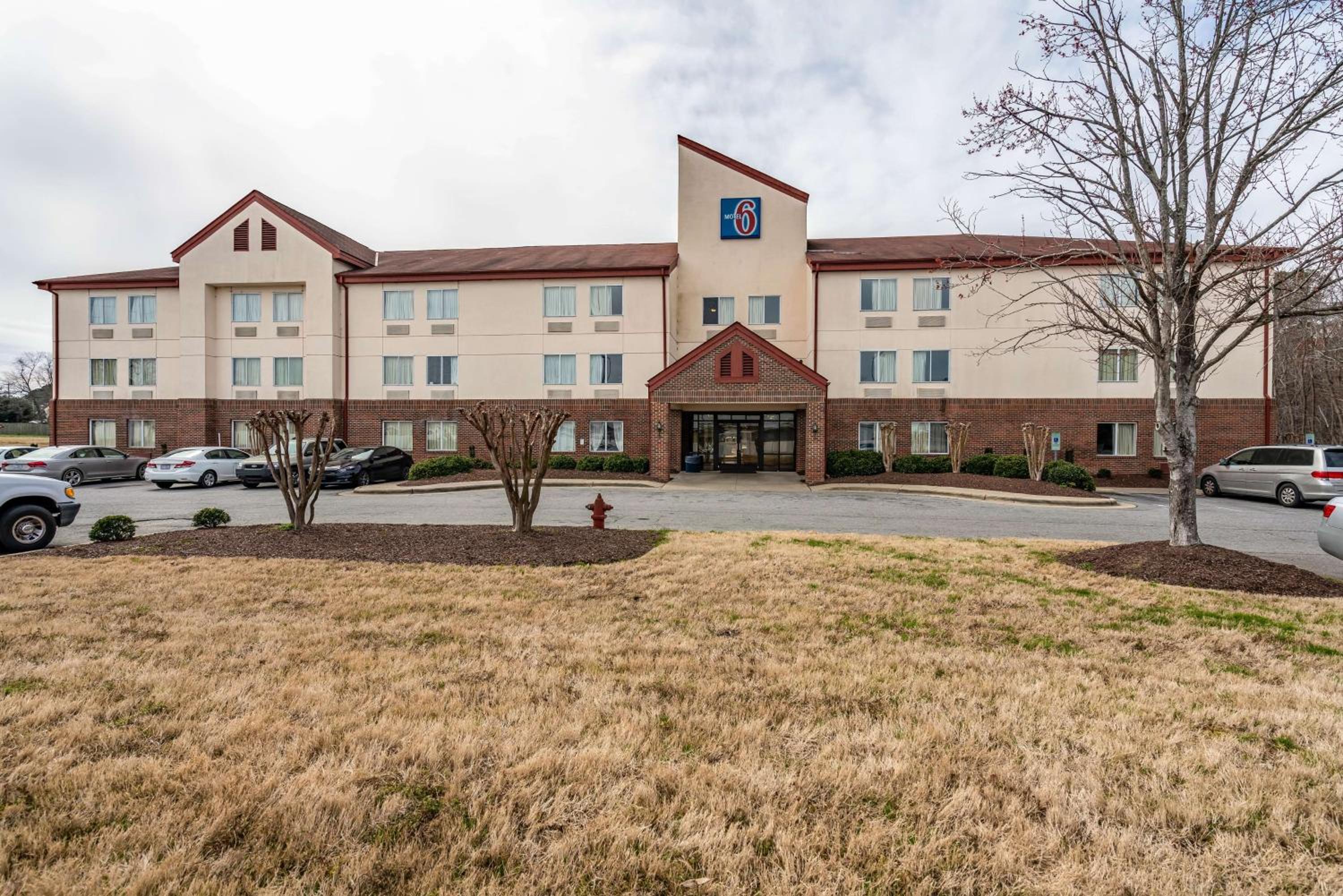 Motel 6-Rocky Mount, NC view 5