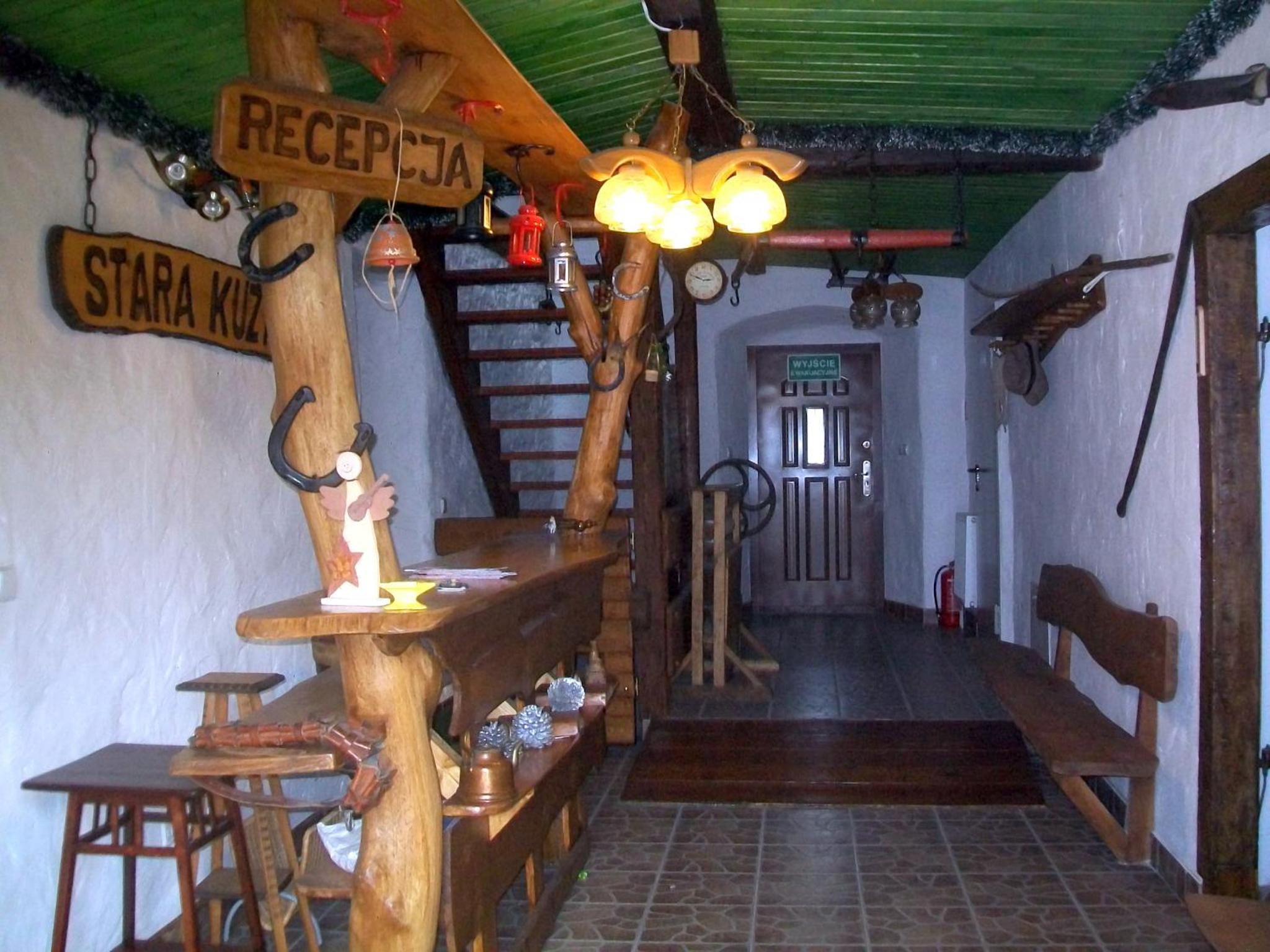 Photo 33