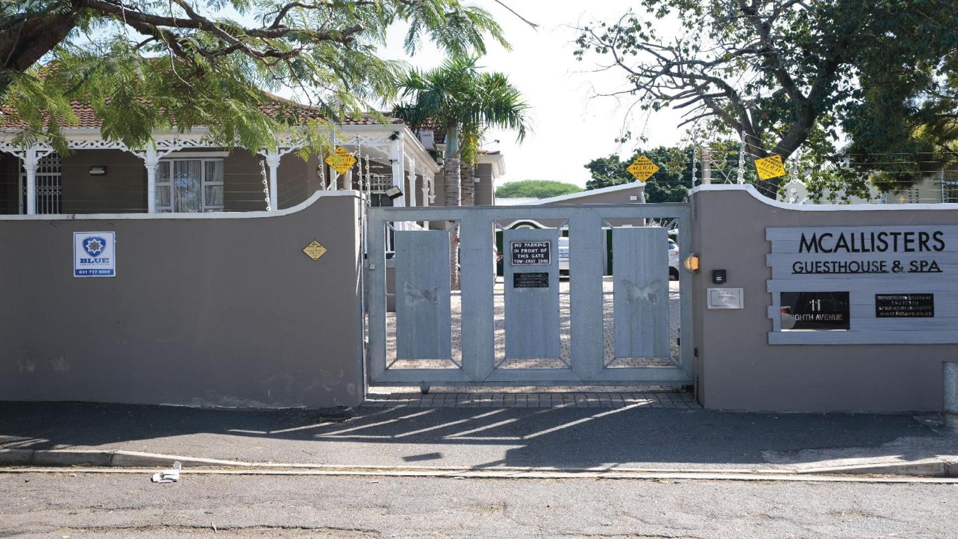 Hotel McAllisters on 8th - Image 1