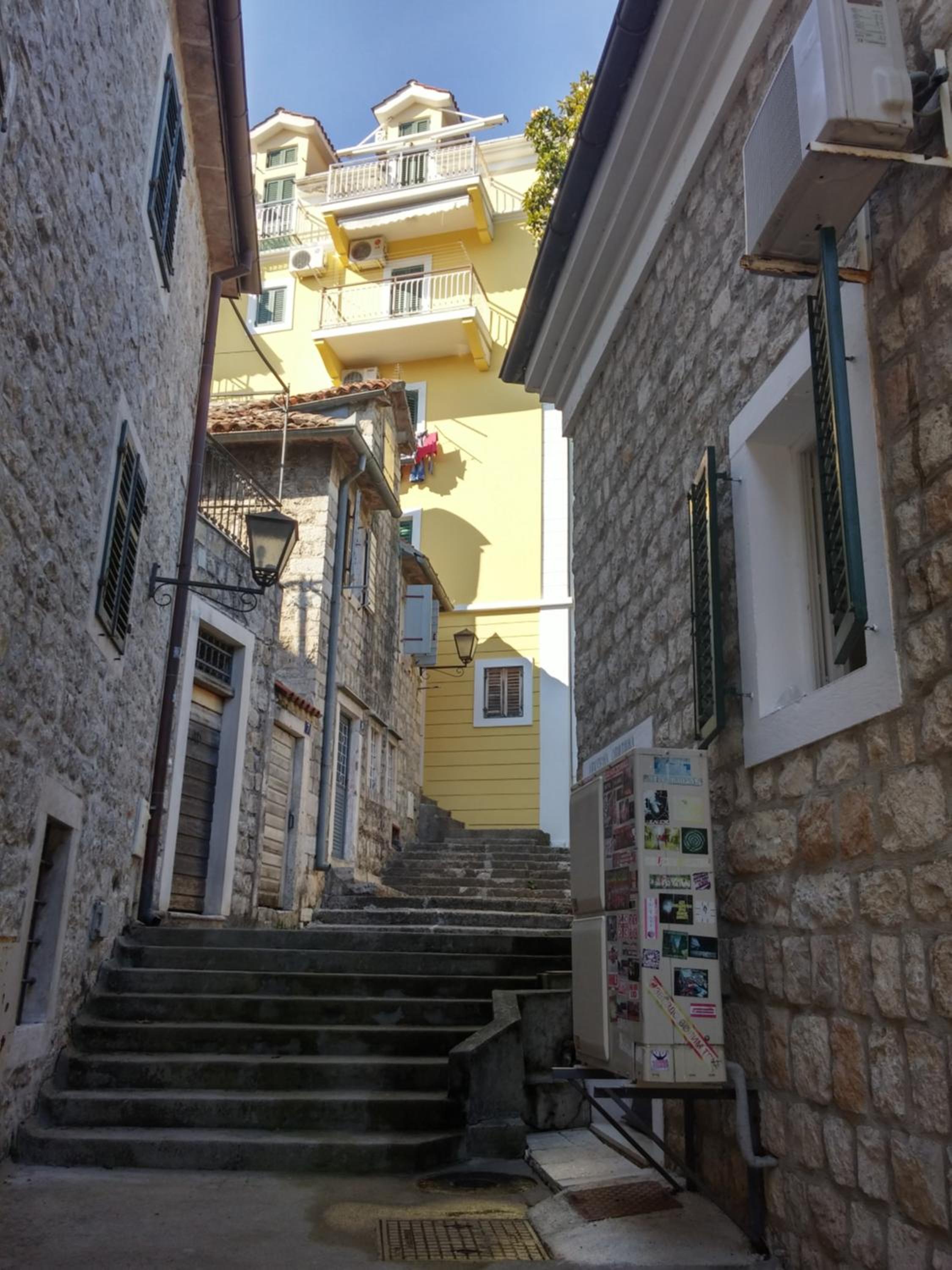 Stari Grad Studio Apartment