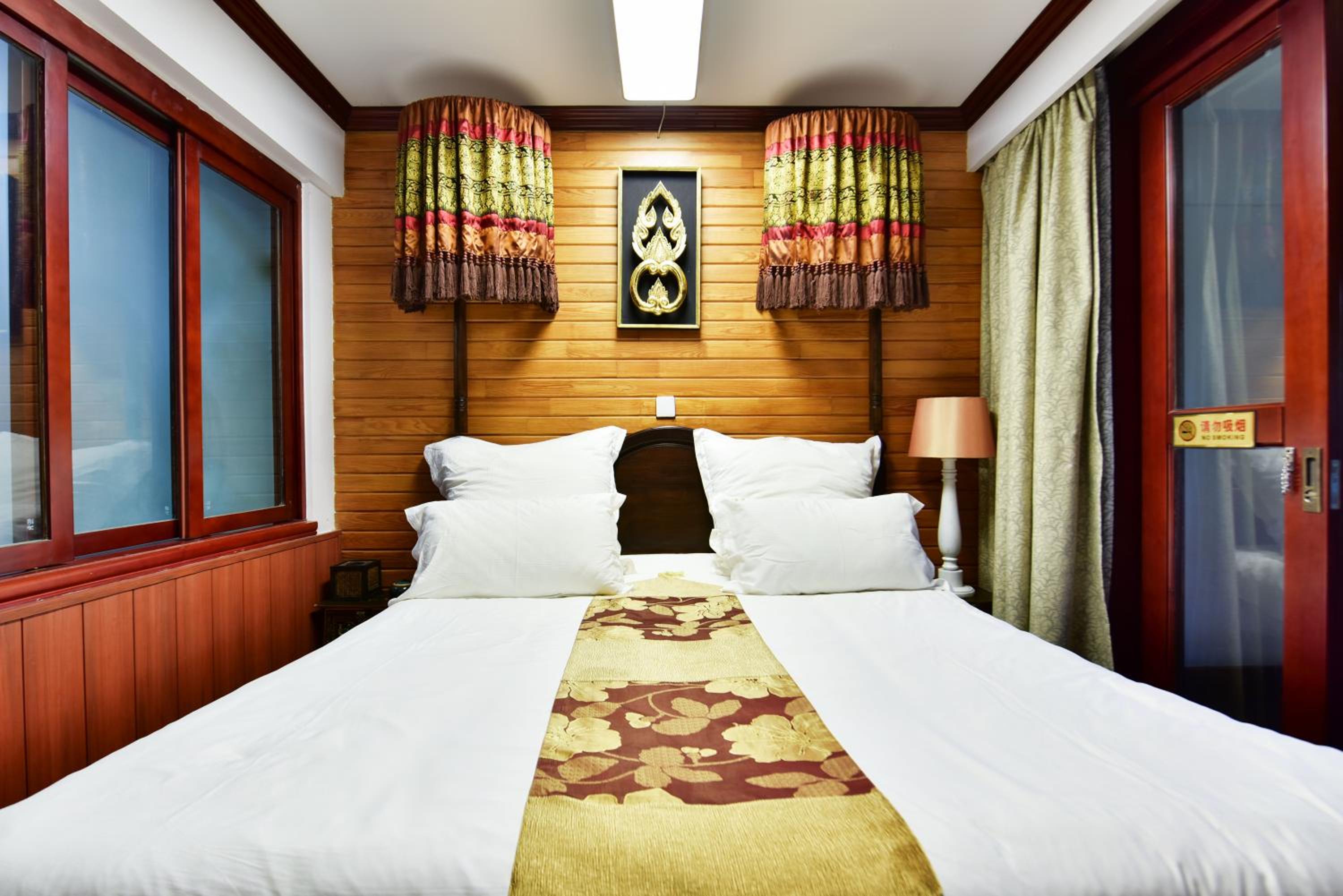 Xishuangbanna Elephant Home Guesthouse