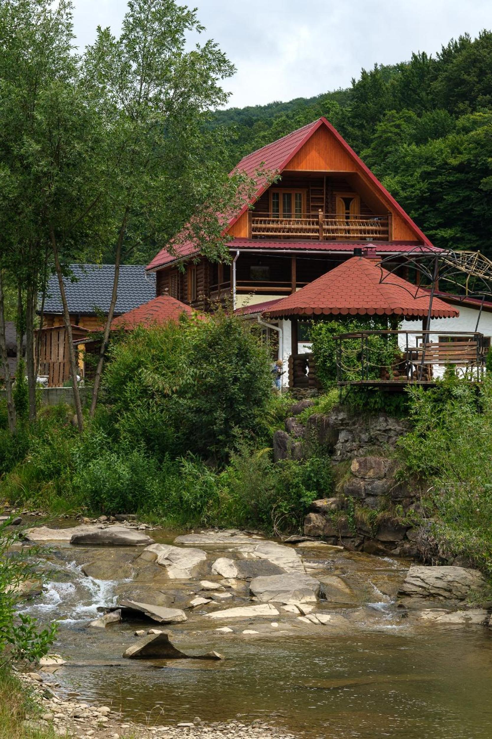 Photo 12