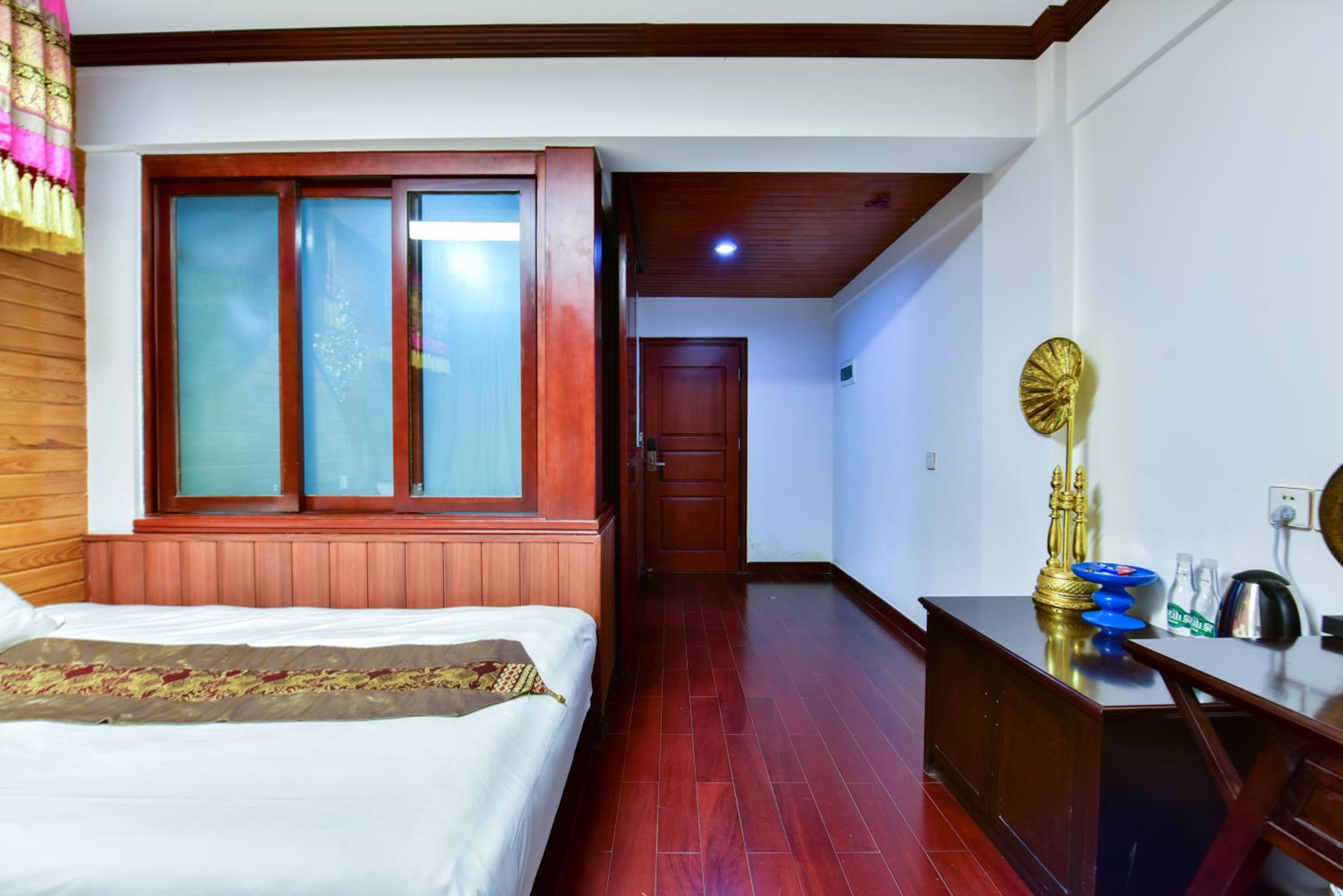 Xishuangbanna Elephant Home Guesthouse
