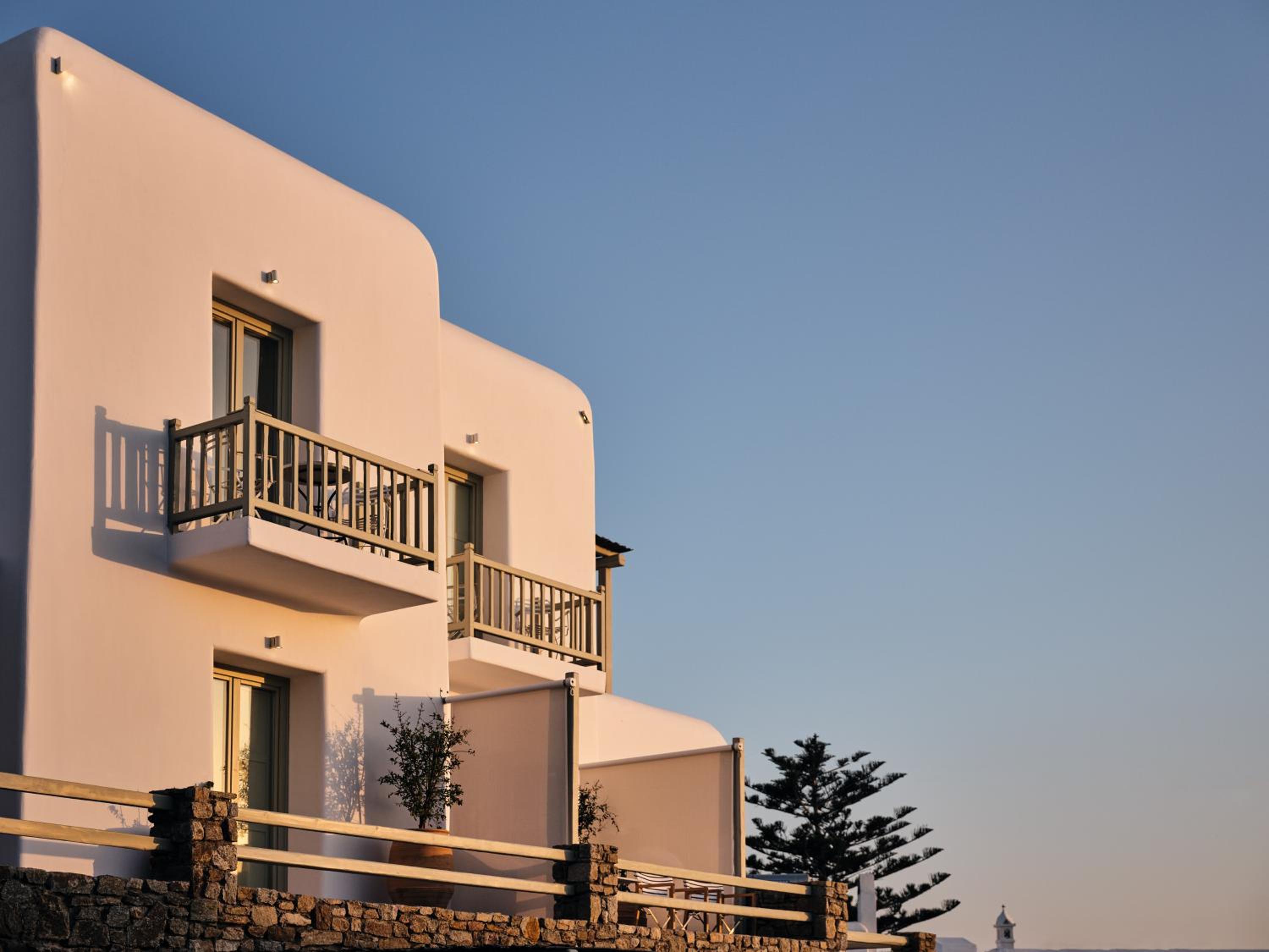 Hotel Belvedere Mykonos - Hilltop Rooms & Suites - The Leading Hotels of the World - Image 1