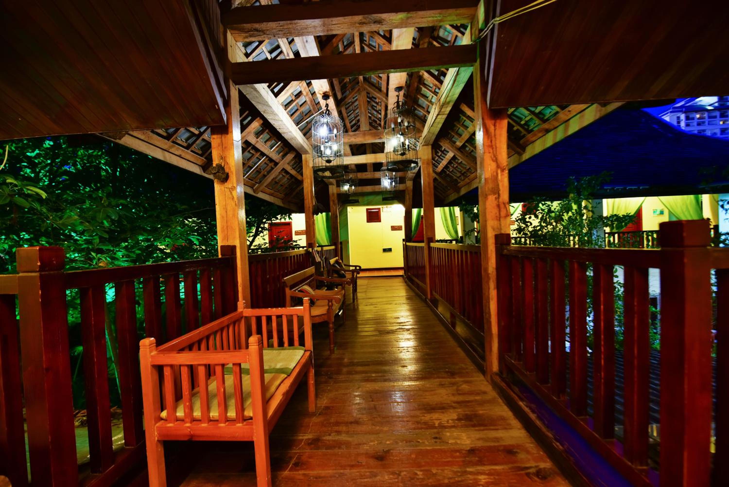 Xishuangbanna Elephant Home Guesthouse