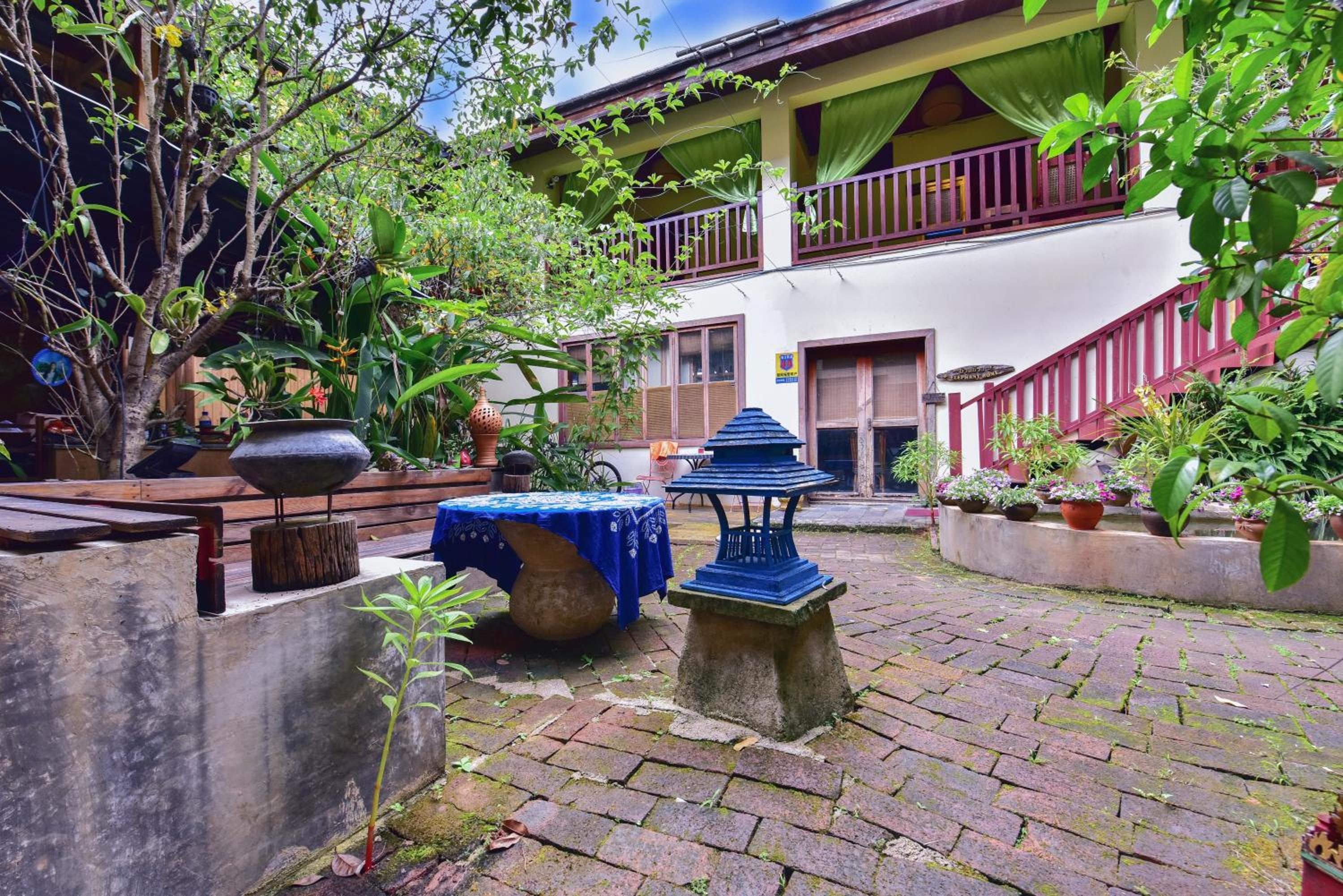 Xishuangbanna Elephant Home Guesthouse