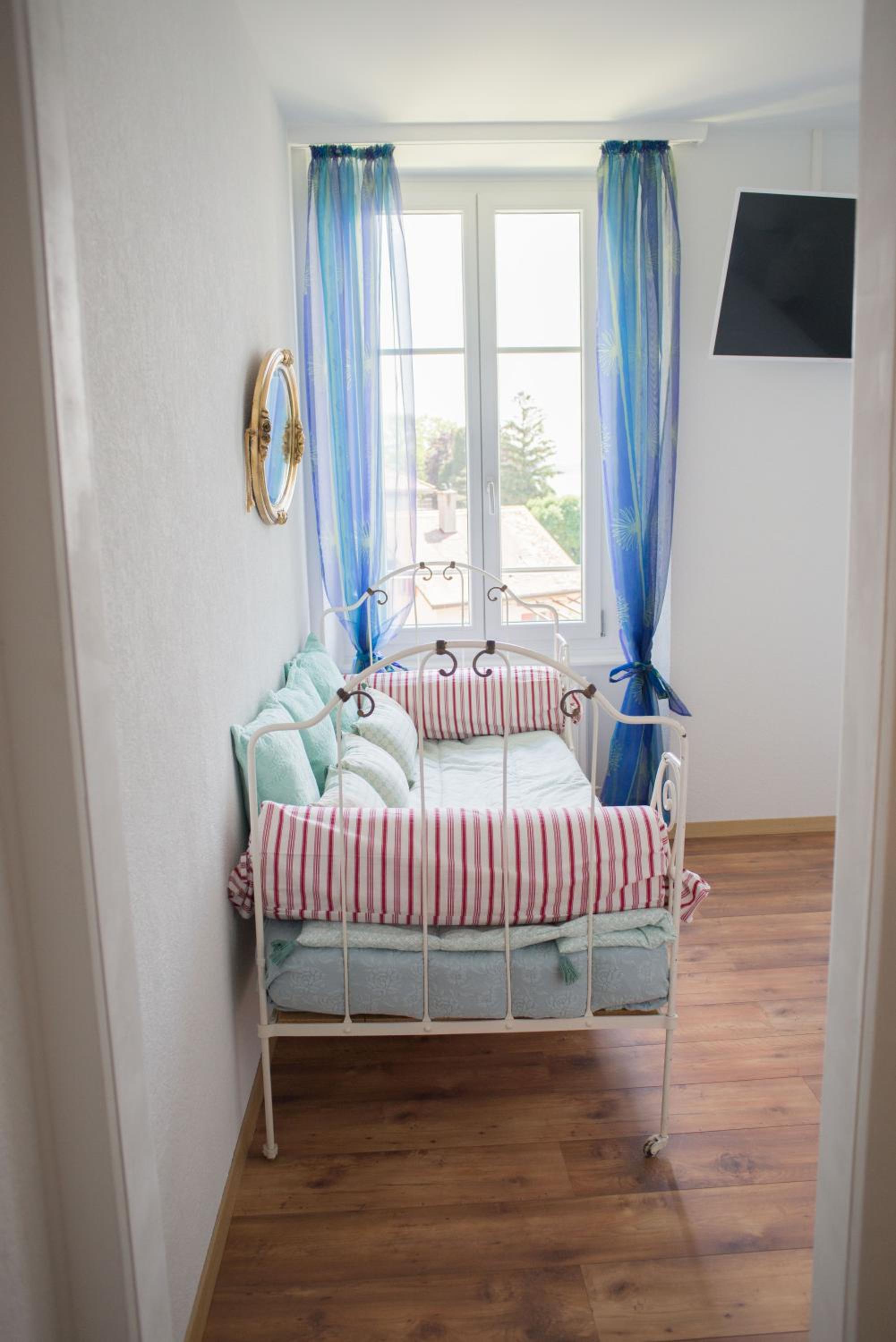 Photo 28