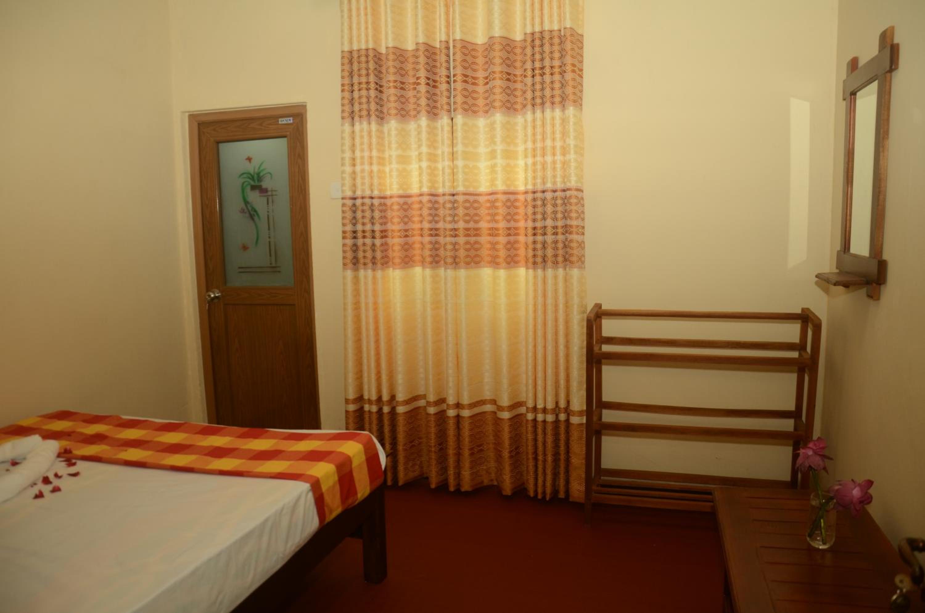 Photo 48