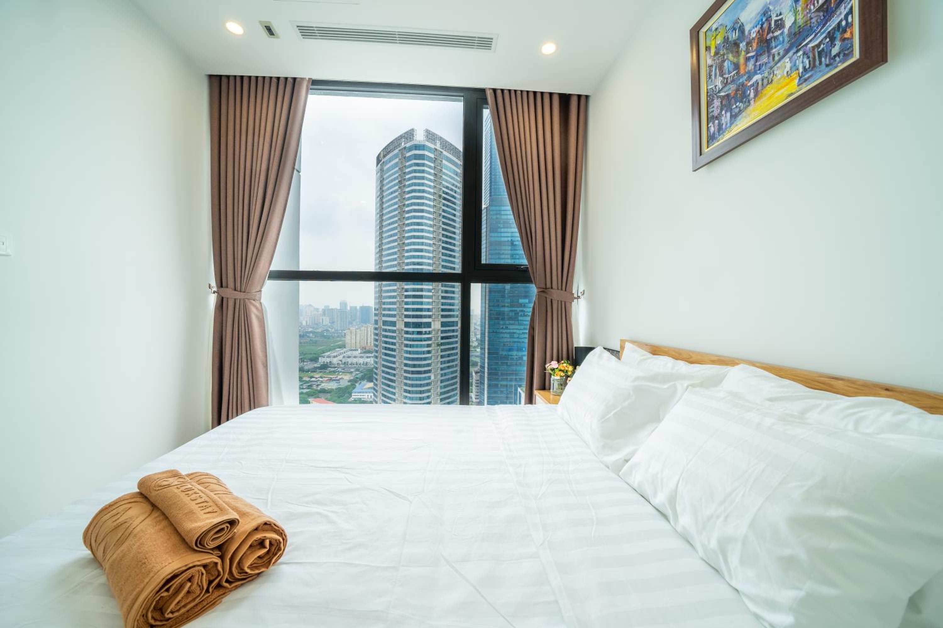 Vinhomes Skylake 2BR next to Keangnam City View - Cindy's