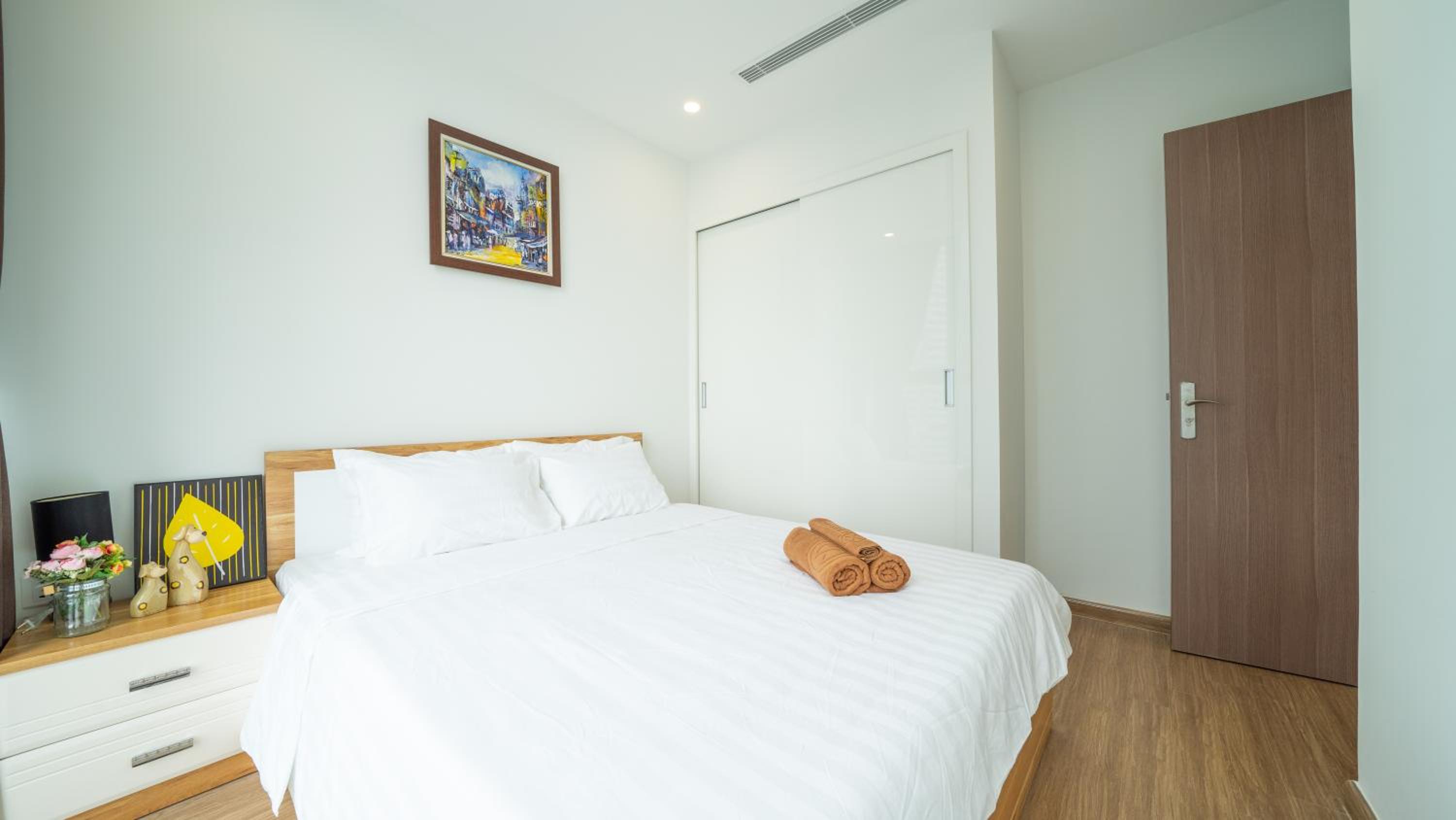 Vinhomes Skylake 2BR next to Keangnam City View - Cindy's