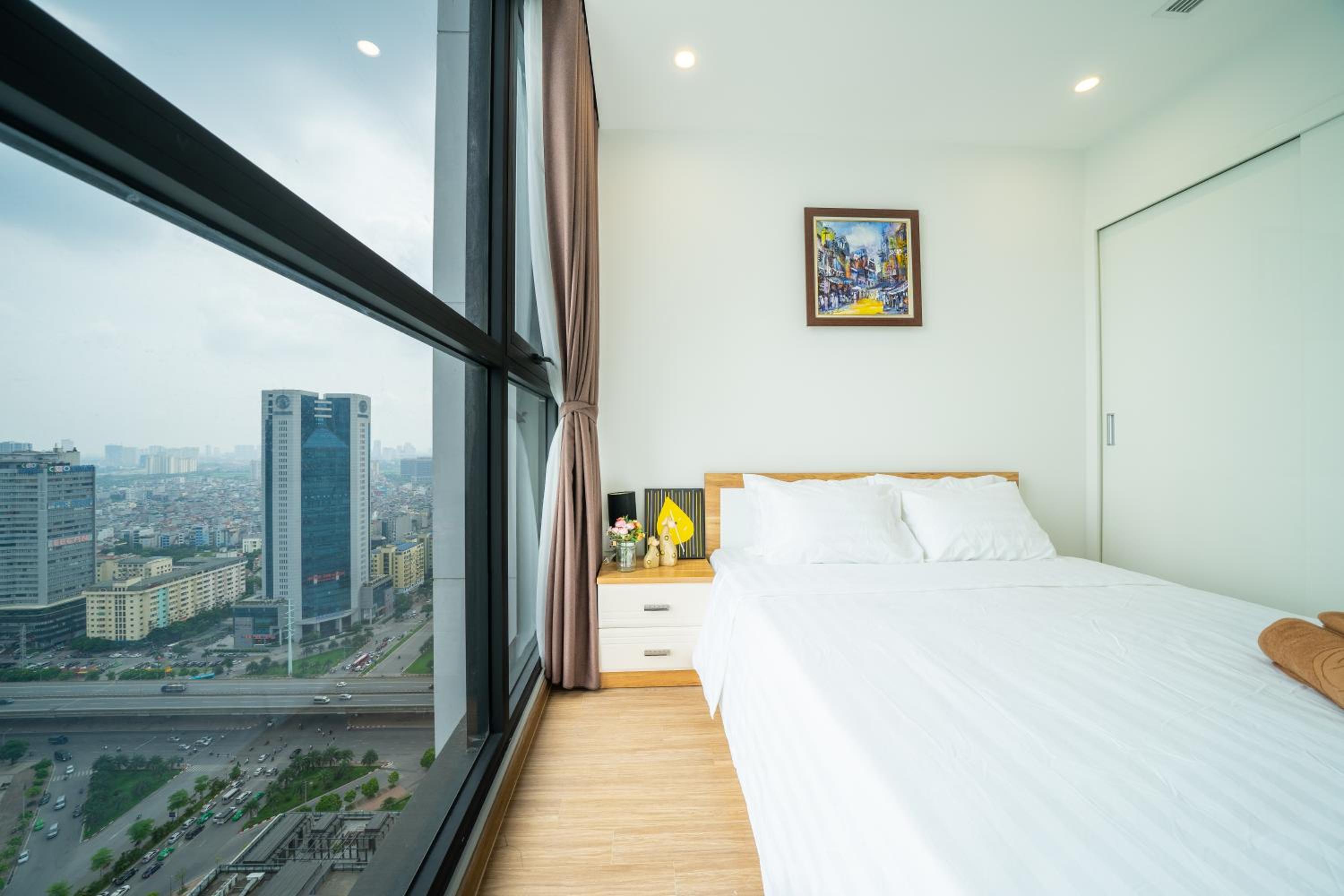 Vinhomes Skylake 2BR next to Keangnam City View - Cindy's