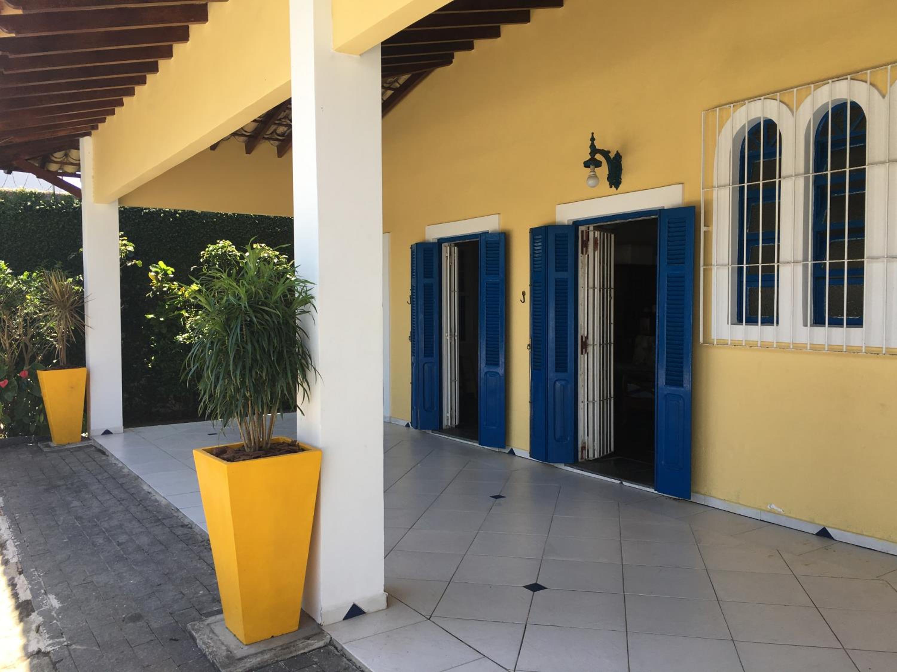Pé na Areia com Piscina e Churrasqueira - 2 suítes