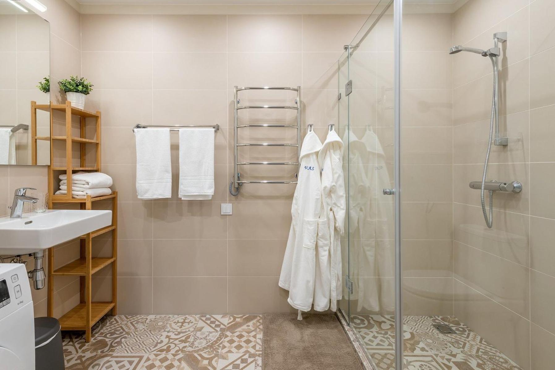 Modern holiday apartment Vilnius view 5