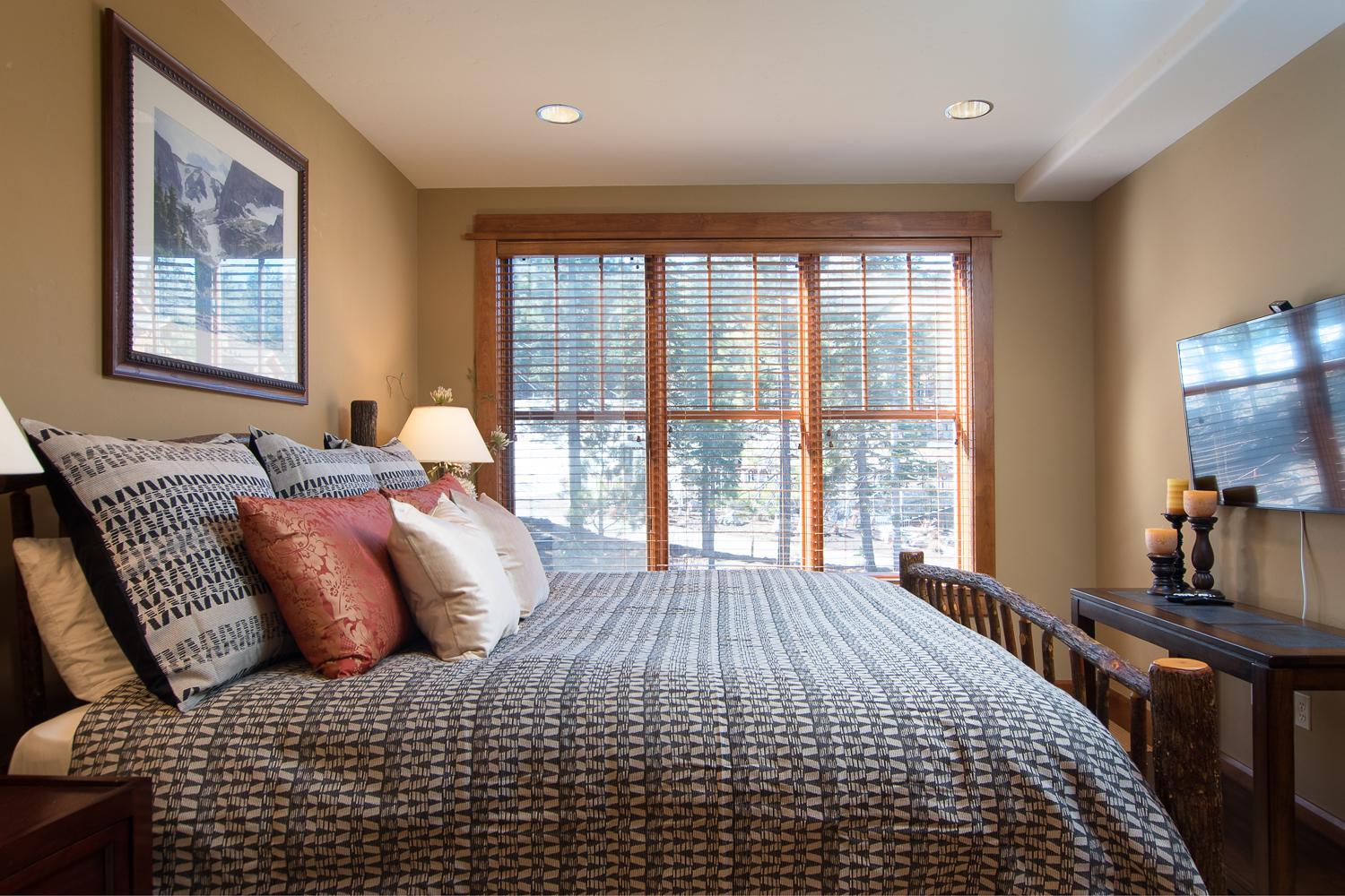 Luxury 2BD Village at Northstar Residence - 306 Iron Horse South view 2