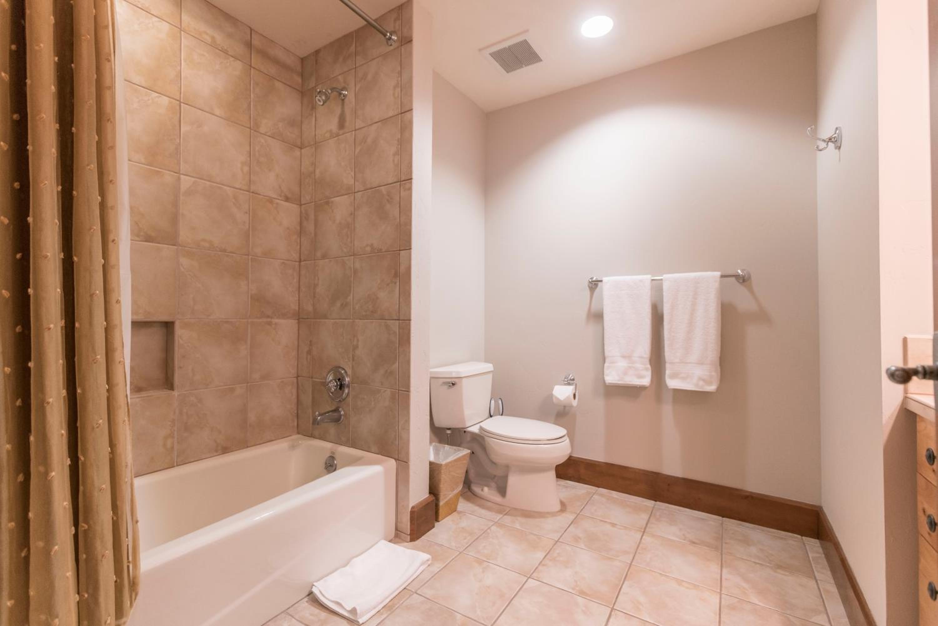 Luxury 4BD Village at Northstar Residence - Iron Horse South 412 view 4