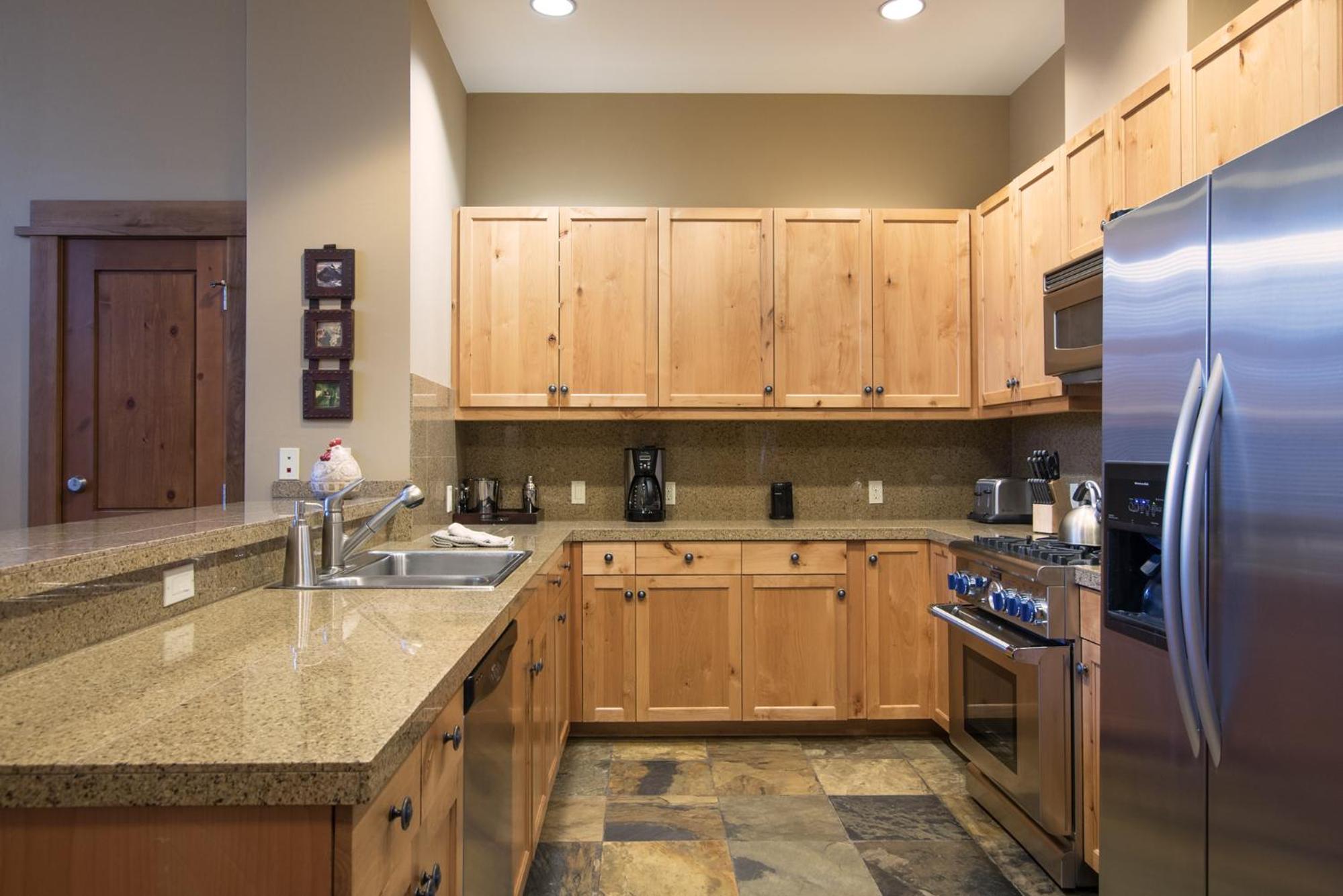 Family Friendly Residence in Village at Northstar! - Iron Horse North 105 view 3