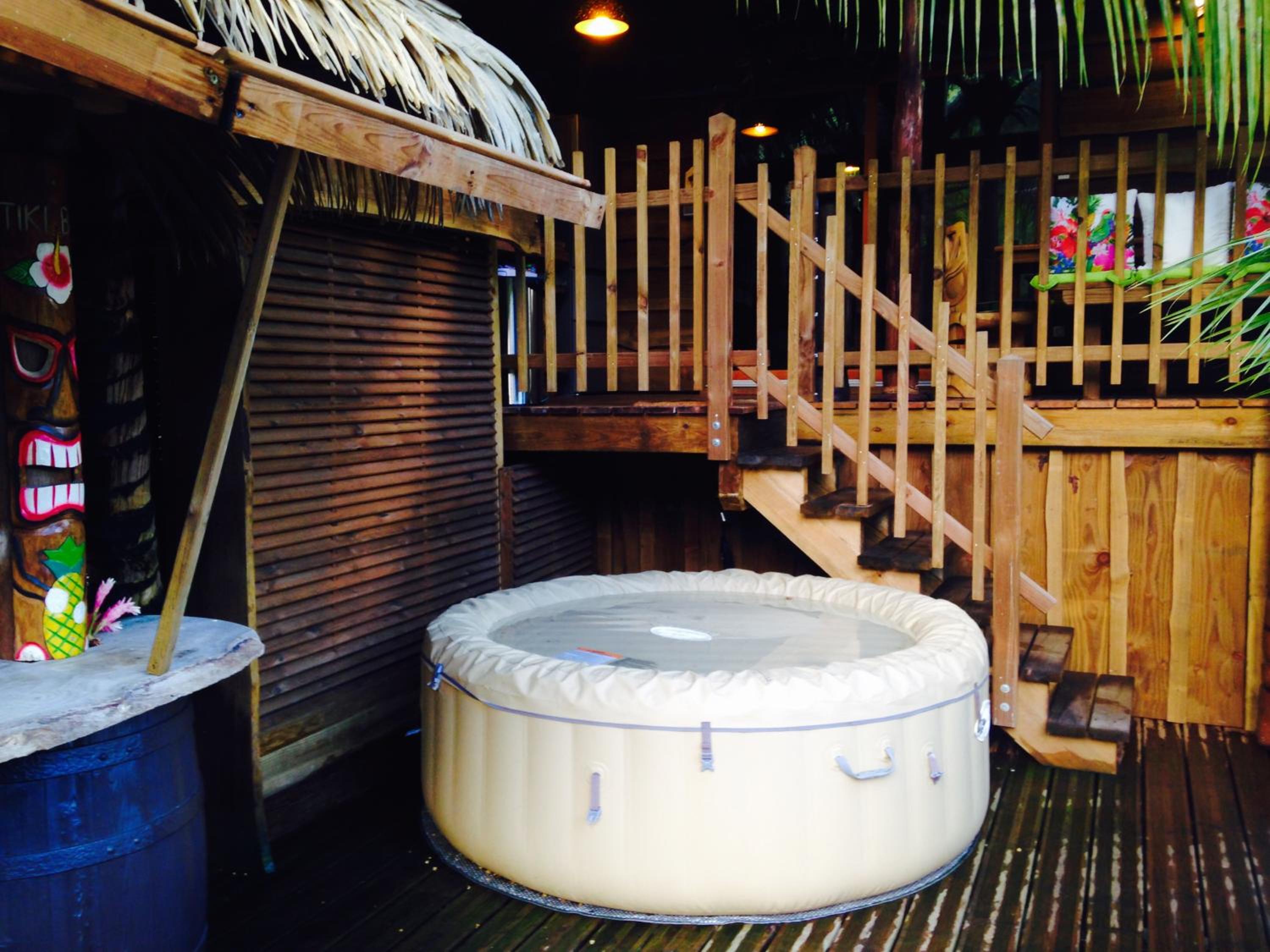 West Indies Cottage, cottages haut de gamme avec piscine, jacuzzi et vue jungle