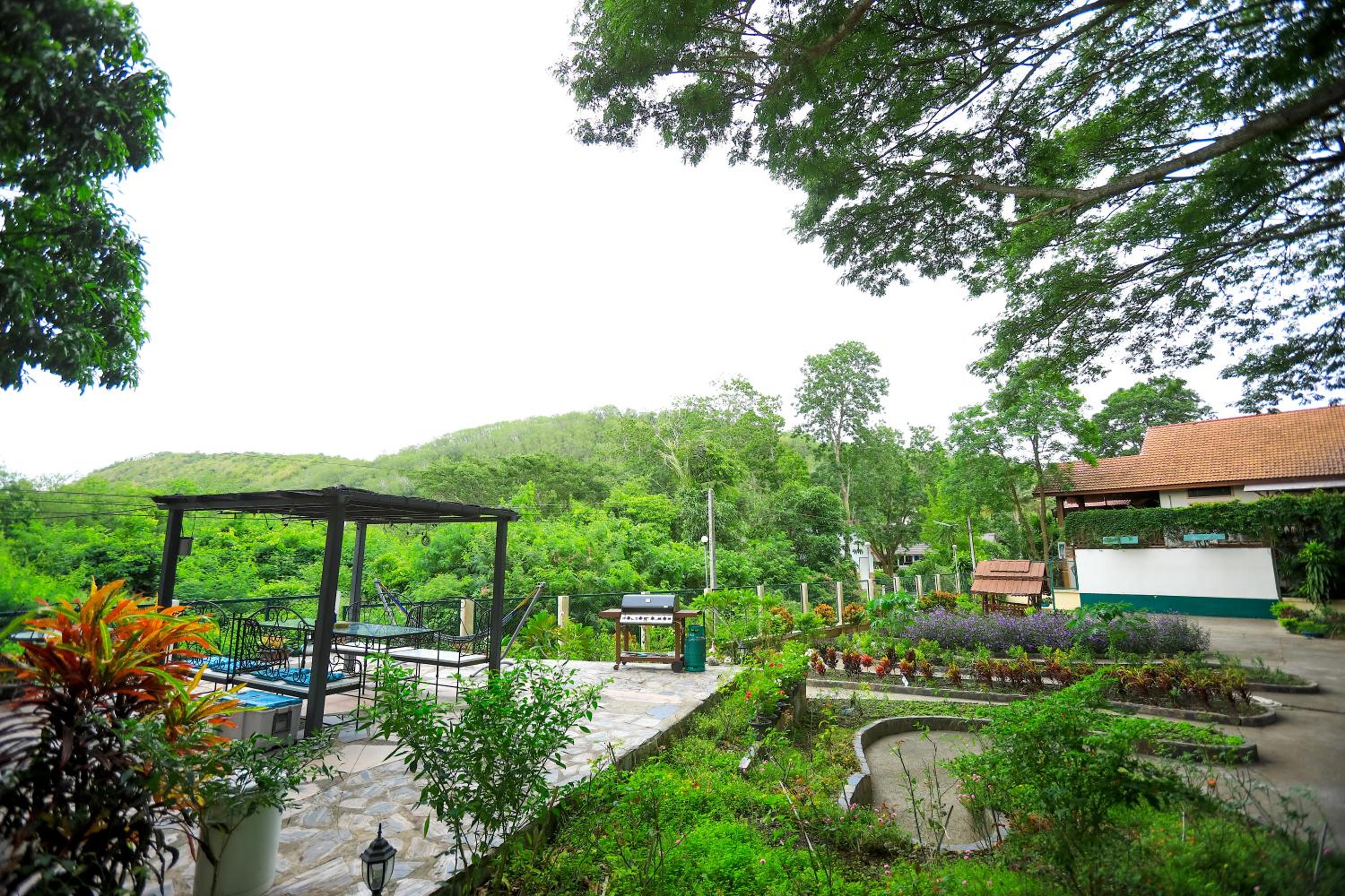 Evergreen Pakchong Home view 5