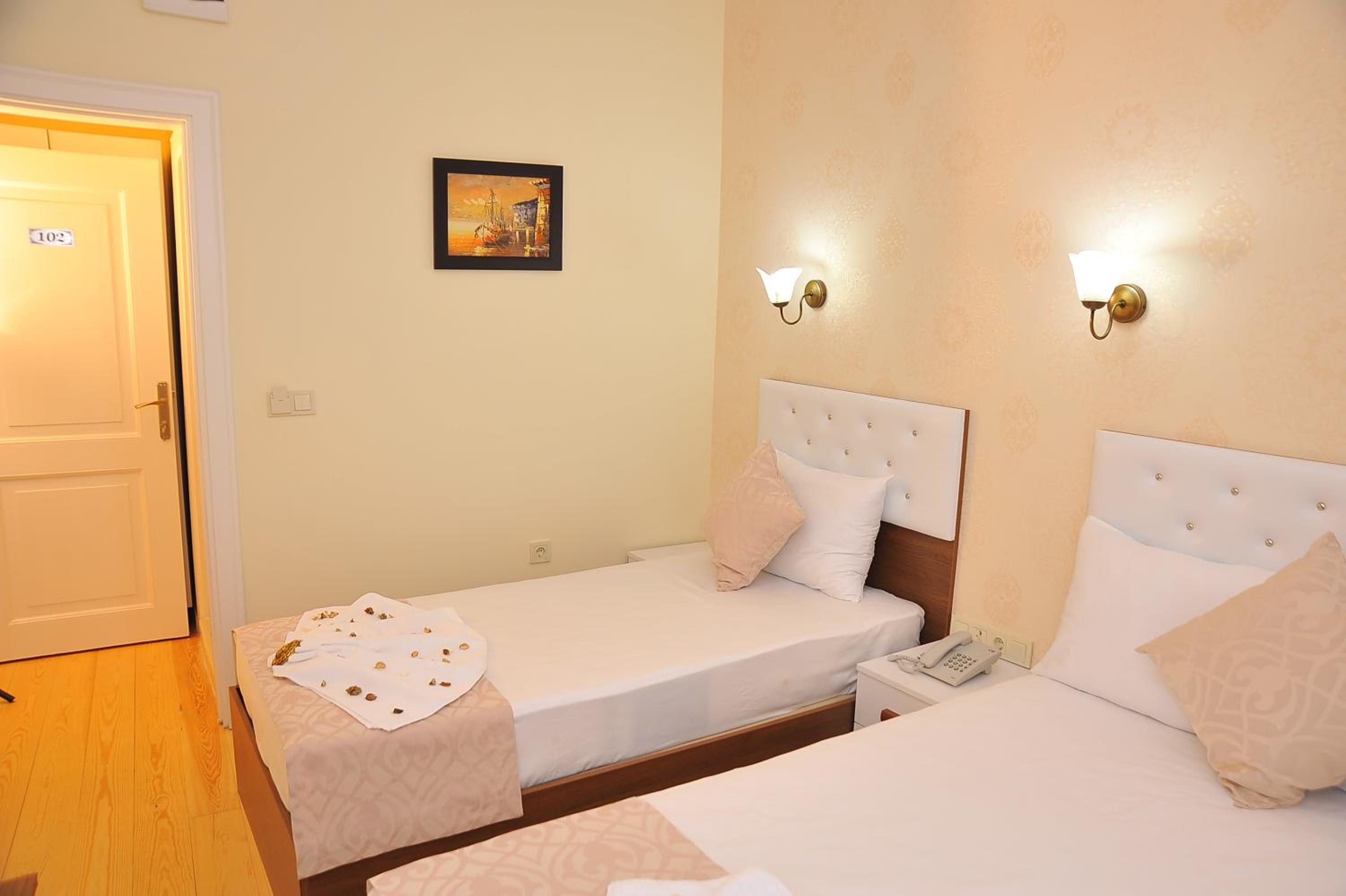 Dualis Hotel - Image 60