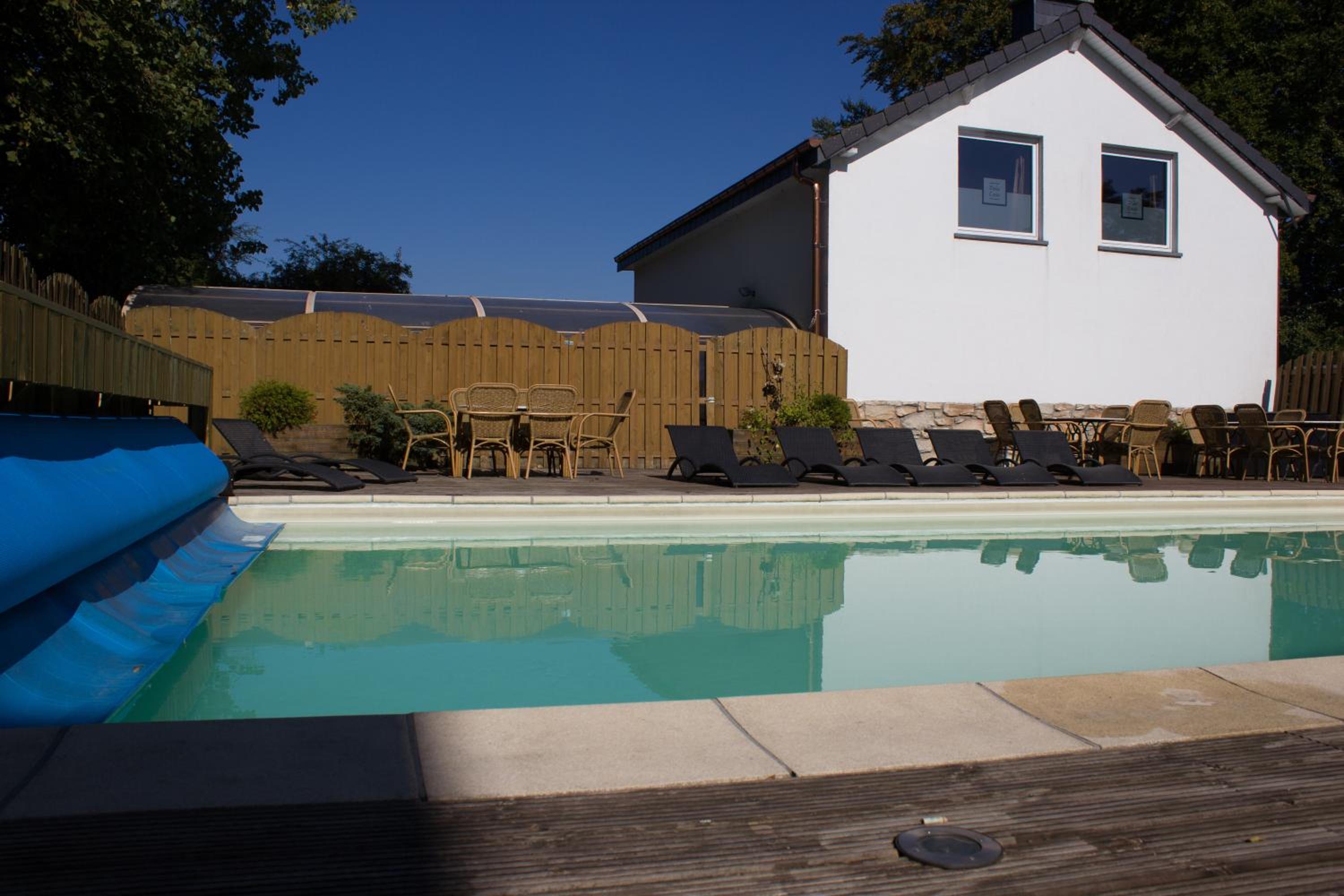 Dolce Villa Pool and Wellness