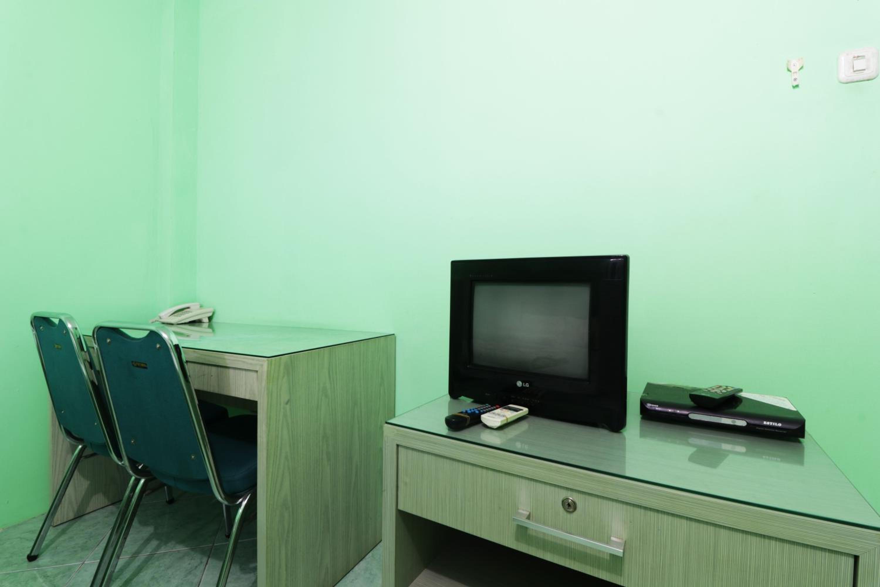 Photo 9