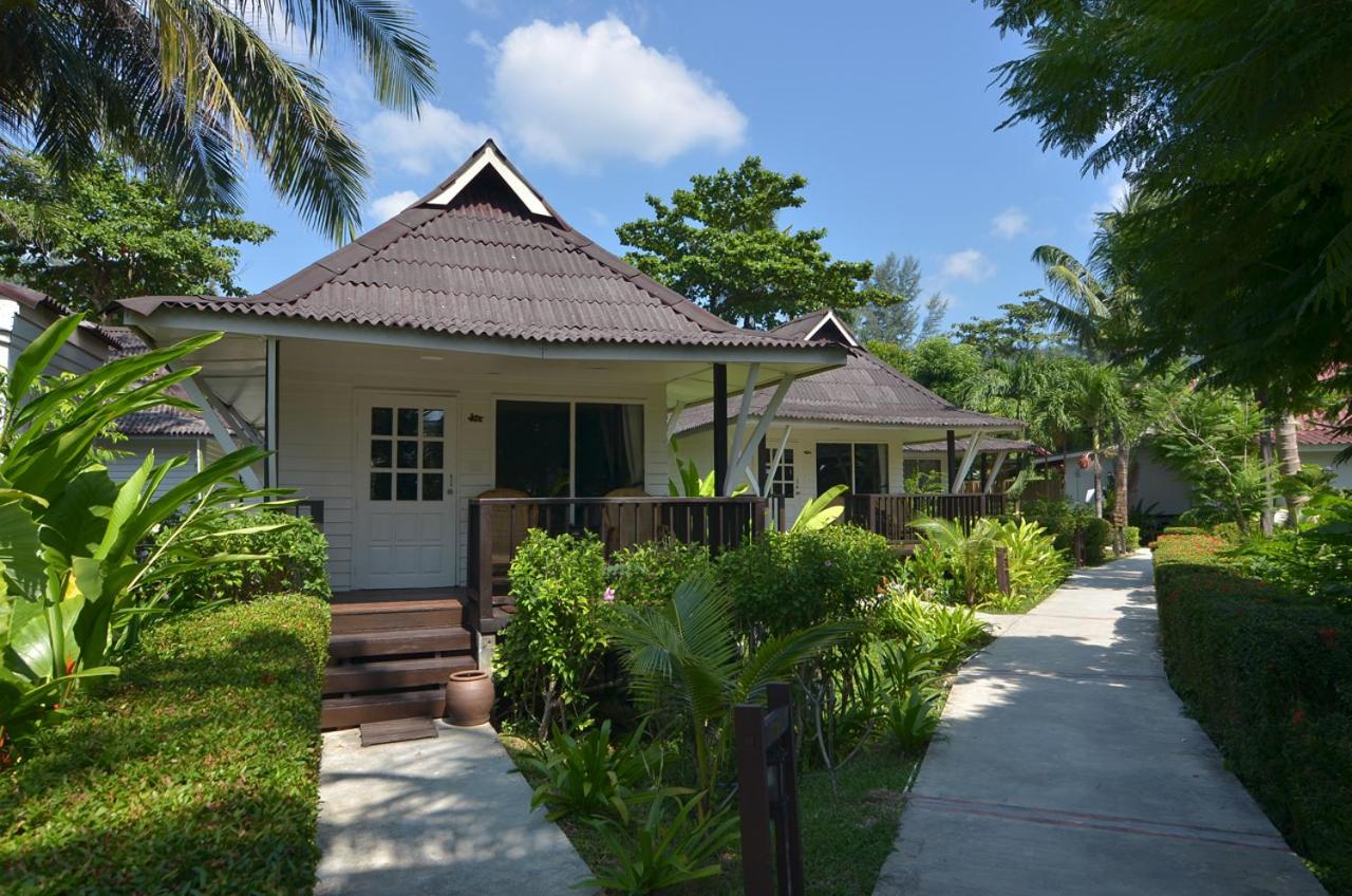 Nakara Long Beach Resort - SHA Extra Plus