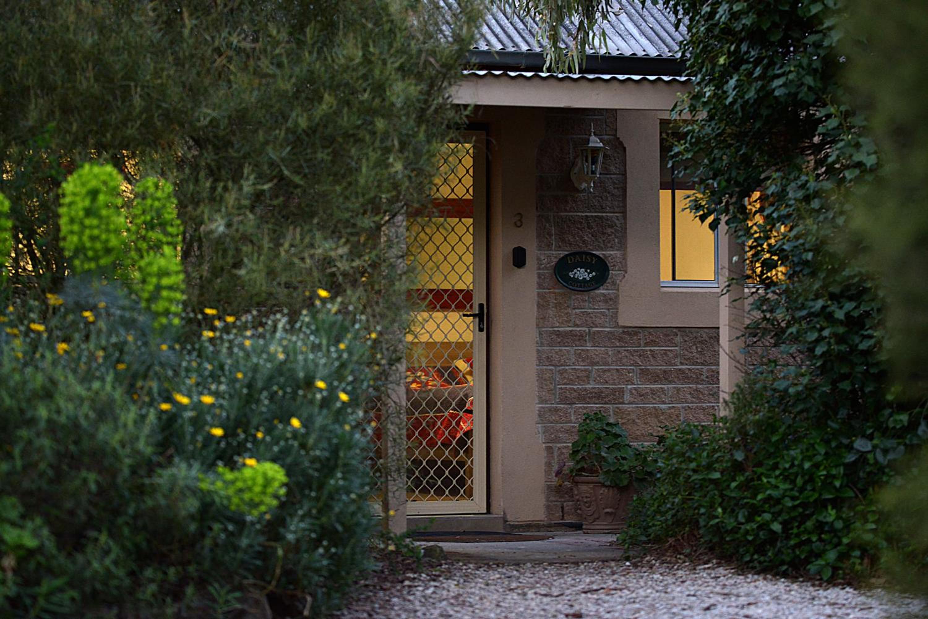 Riesling Trail & Clare Valley Cottages