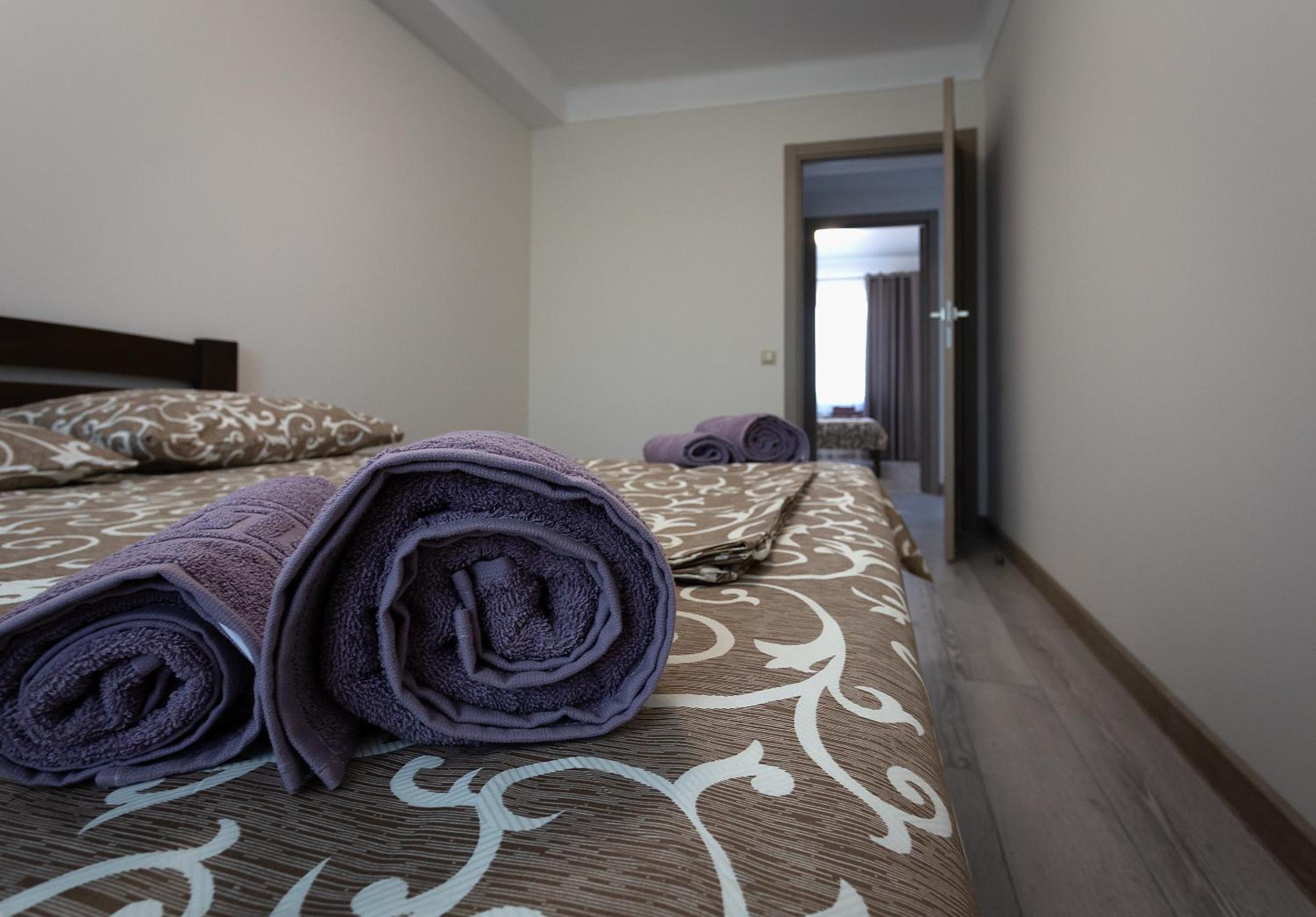 Apartment on Peremohy Ave 20