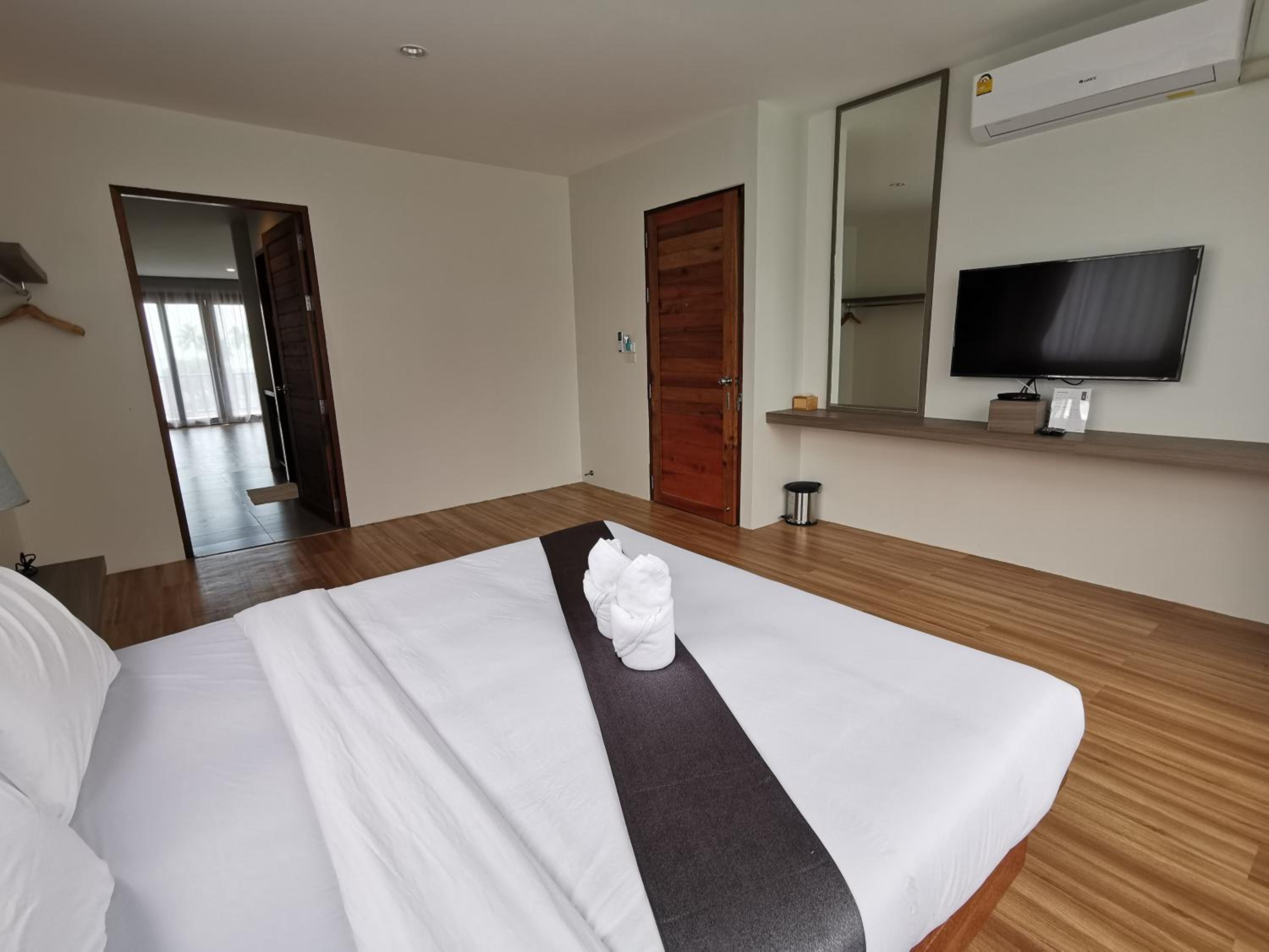 Nana Beach Hotel & Resort