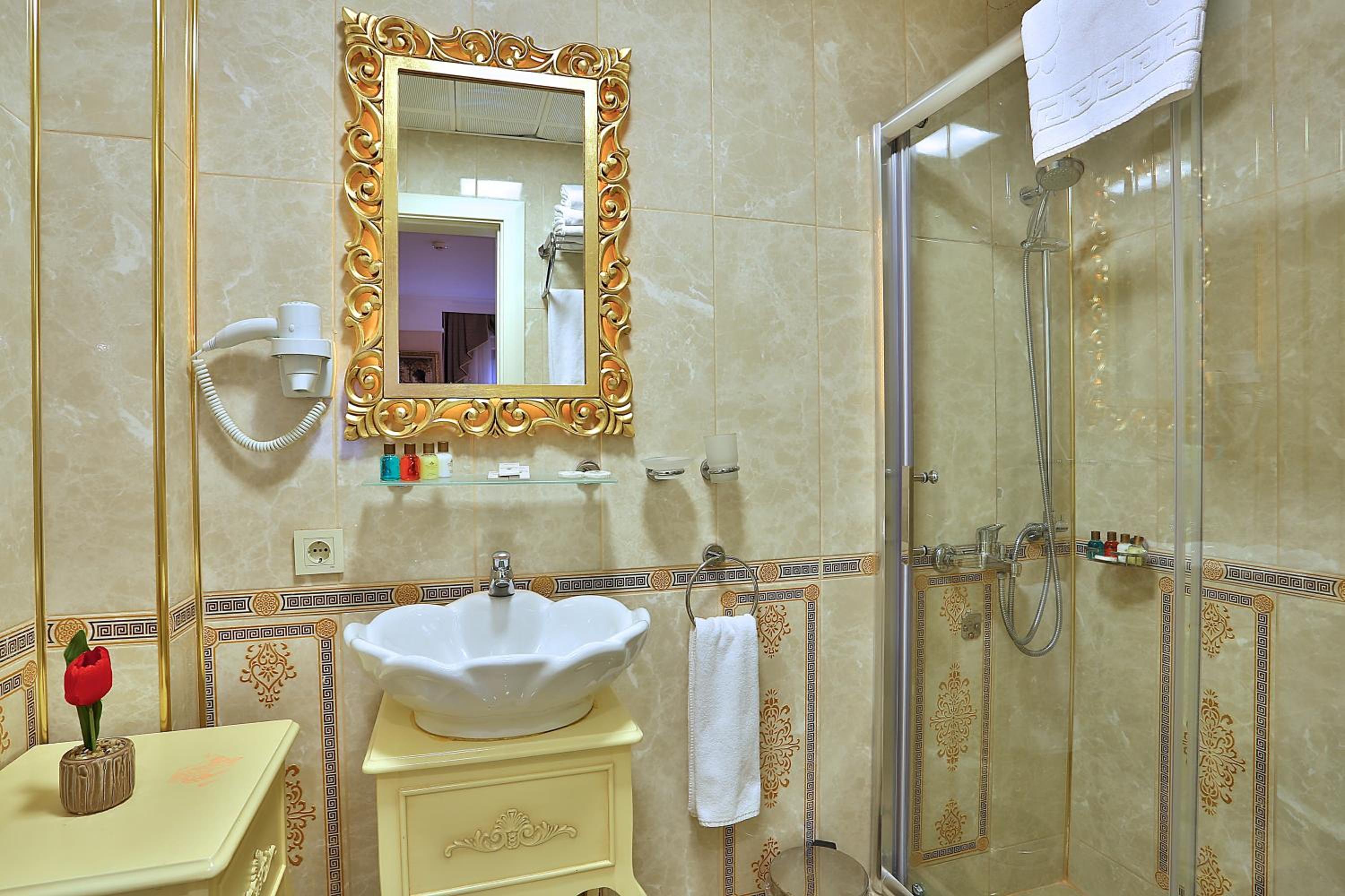 Edibe Sultan Otel - Image 60