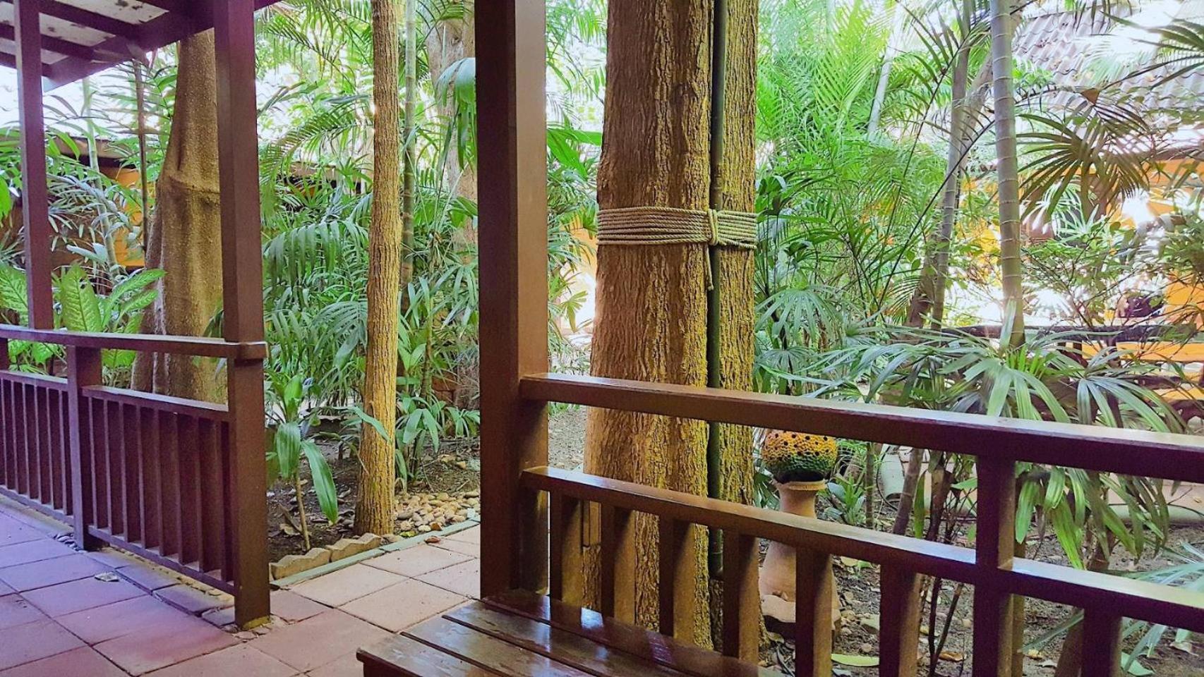 Birds and Bees Resort