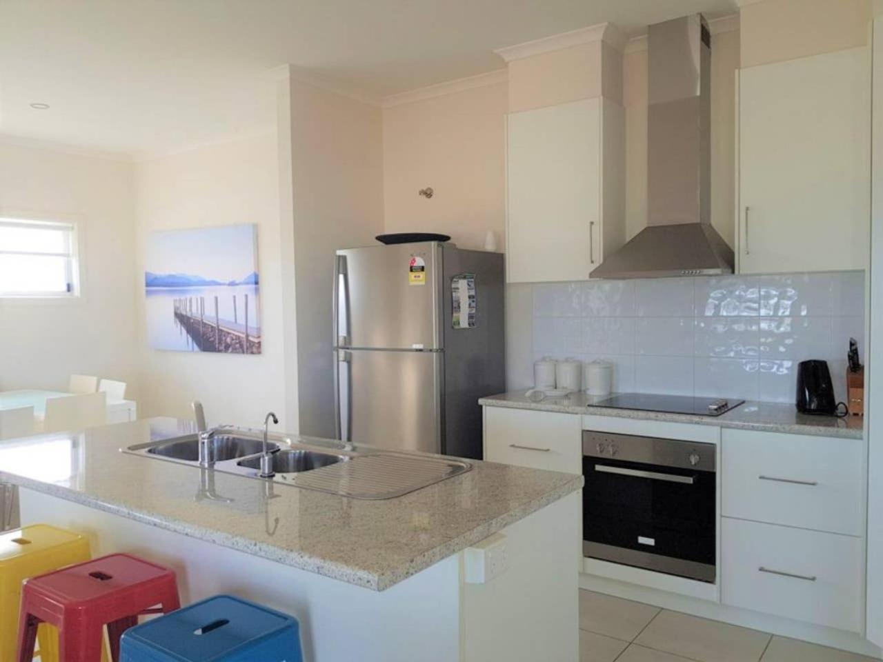 Agape Holiday Home with Pool table ,NBN Internet
