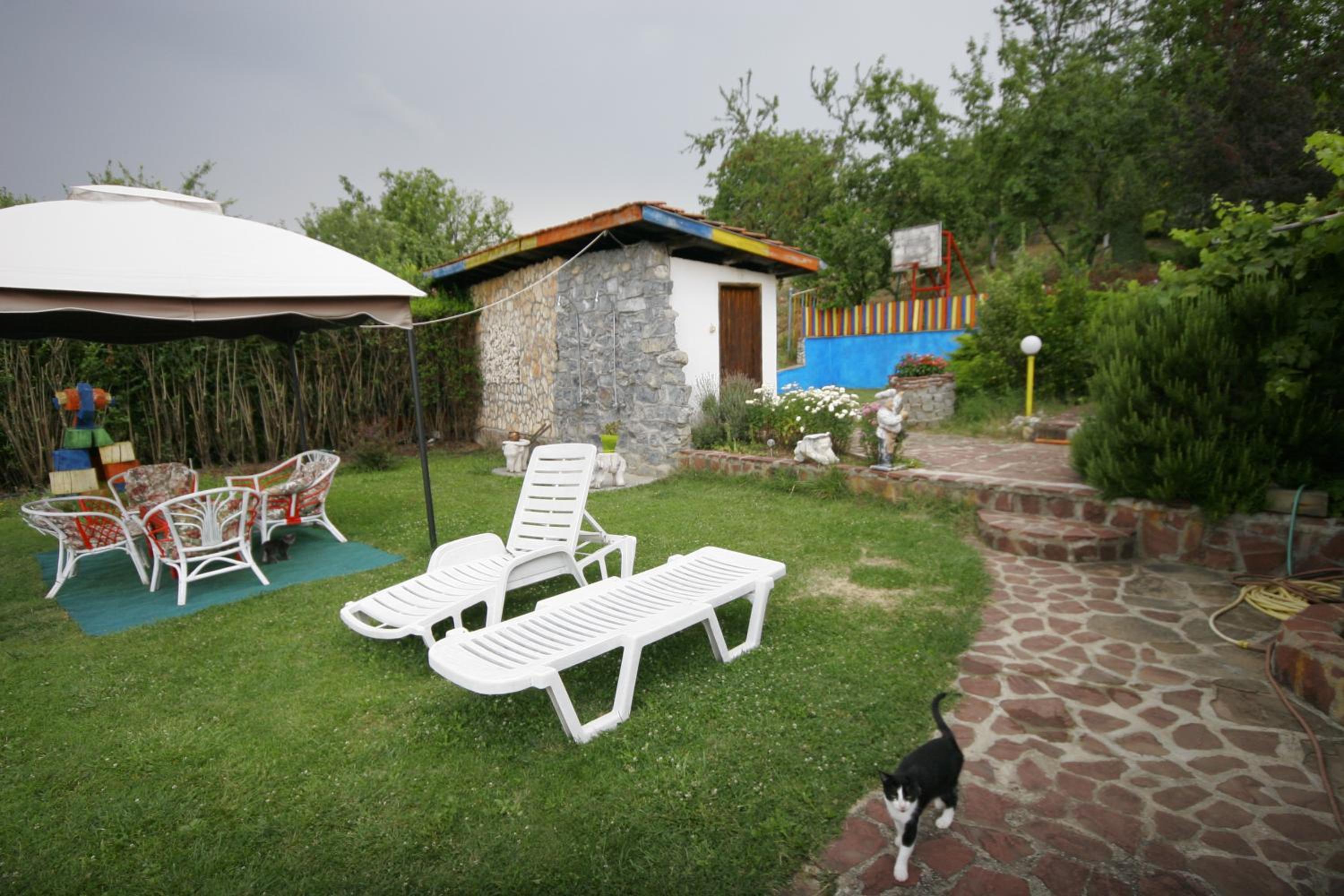 Chuchi Guest House 1
