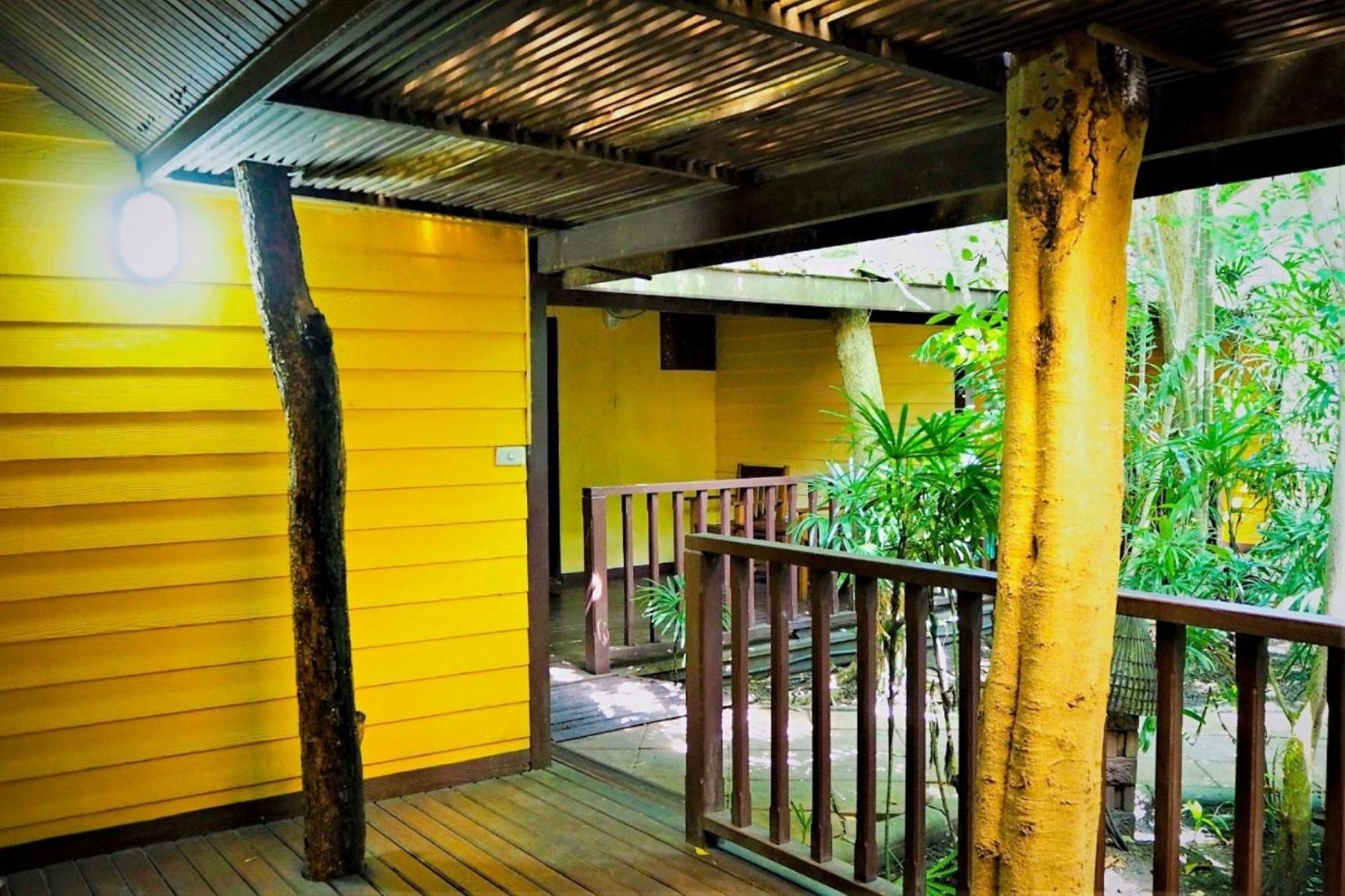 Birds and Bees Resort
