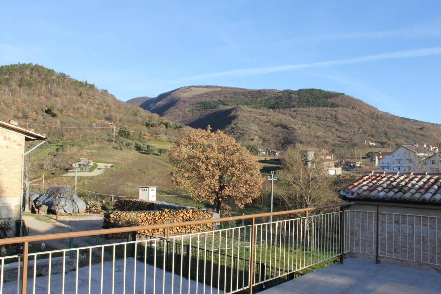 Villa Costanzi - Breezy Terrace On The Cucco view 3
