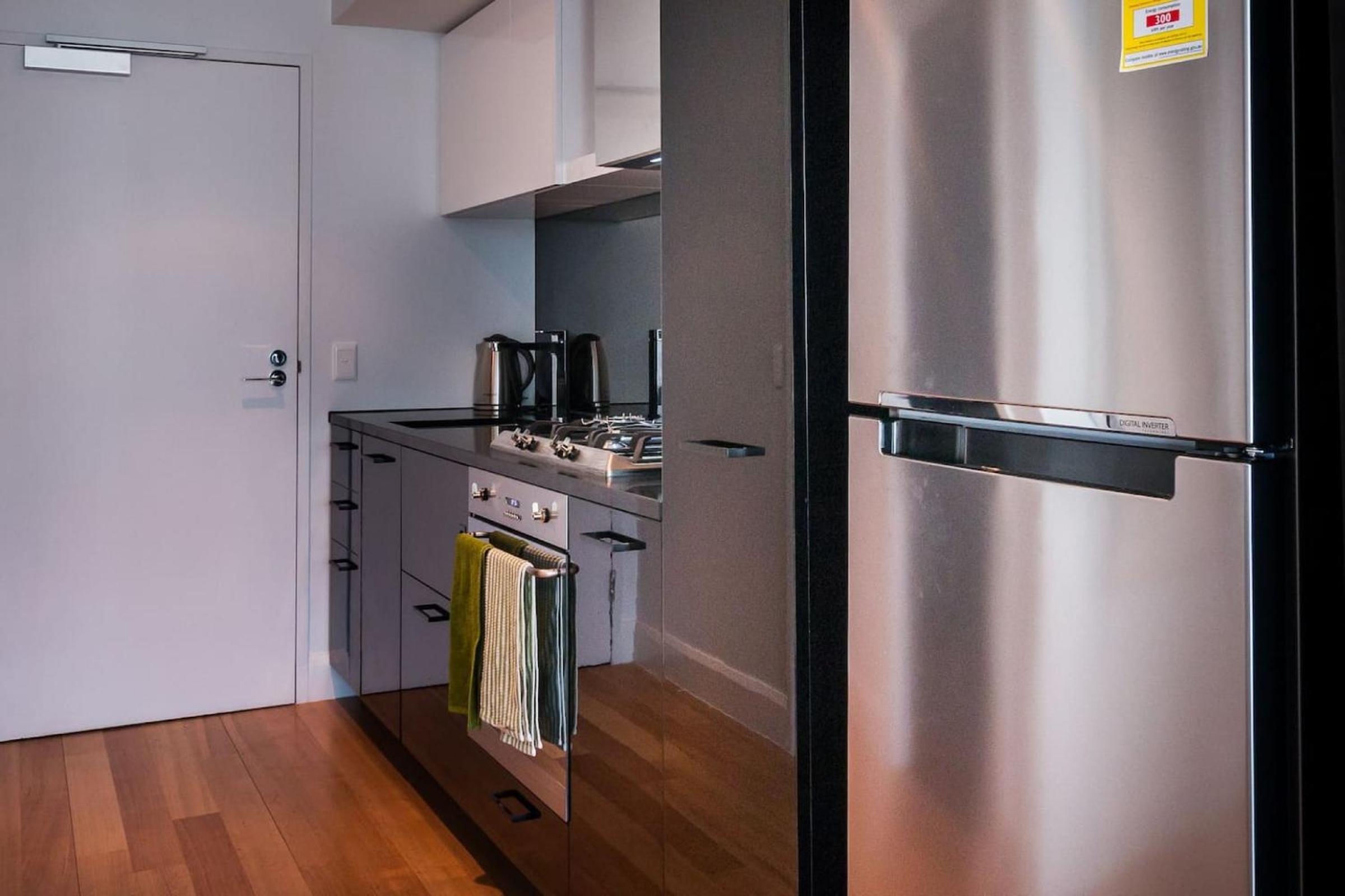 Owen · Soaring City Views Central Location